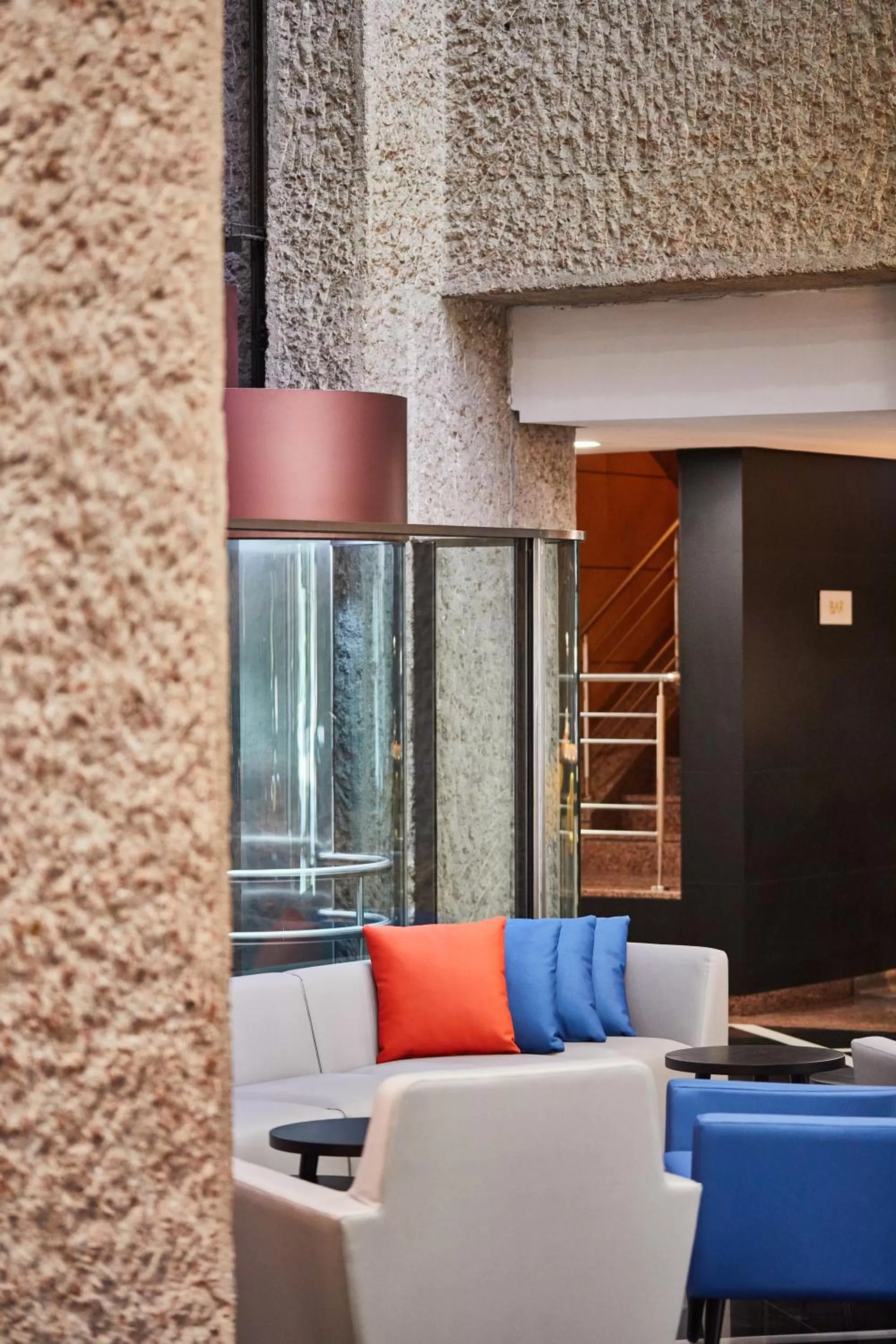 Lobby or reception in Silken Puerta Madrid