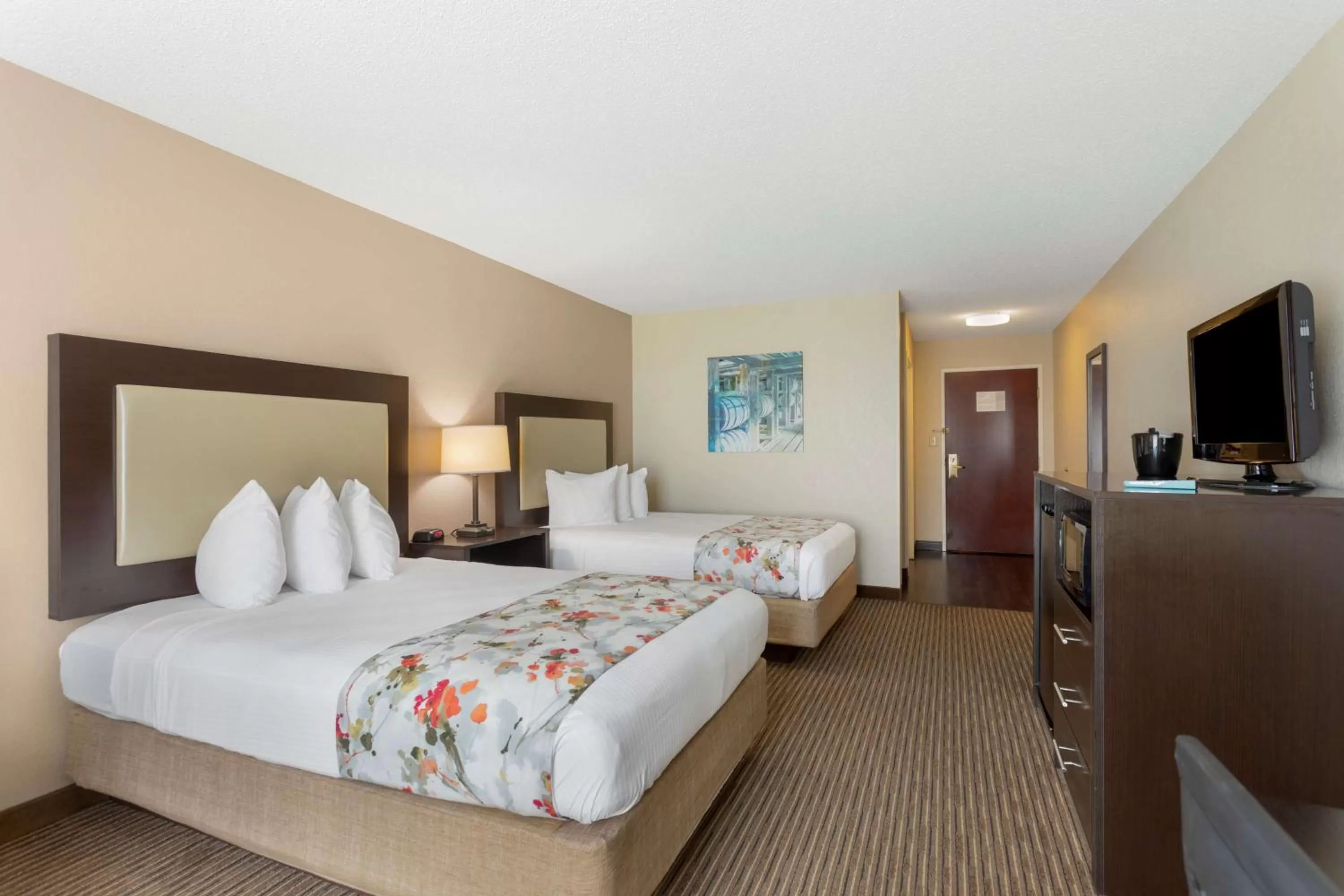 Other, Bed in Best Western Lawrenceburg Inn