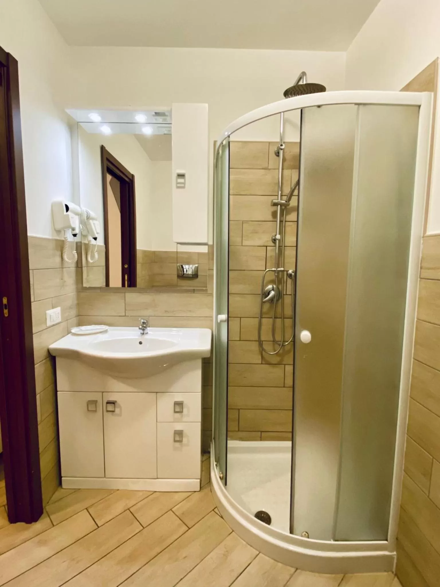 Bathroom in Museum Inn Napoli