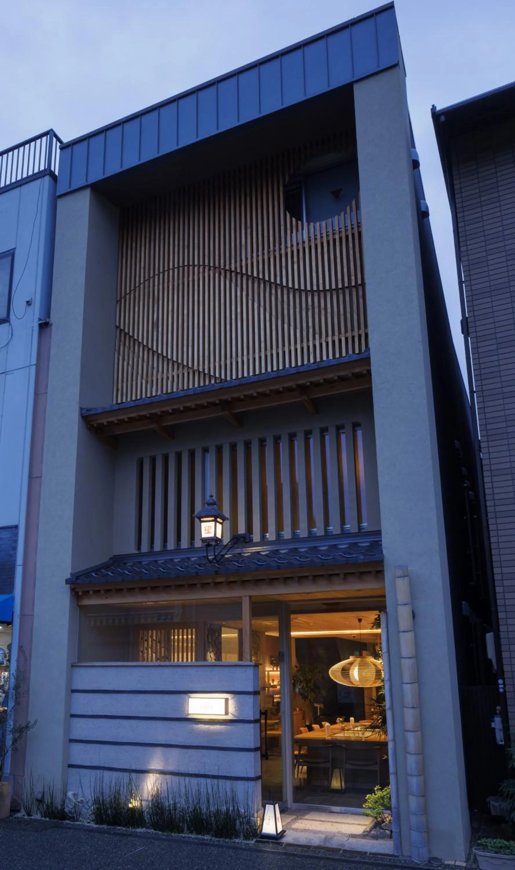 Property building in Hotel Kanazawa Zoushi