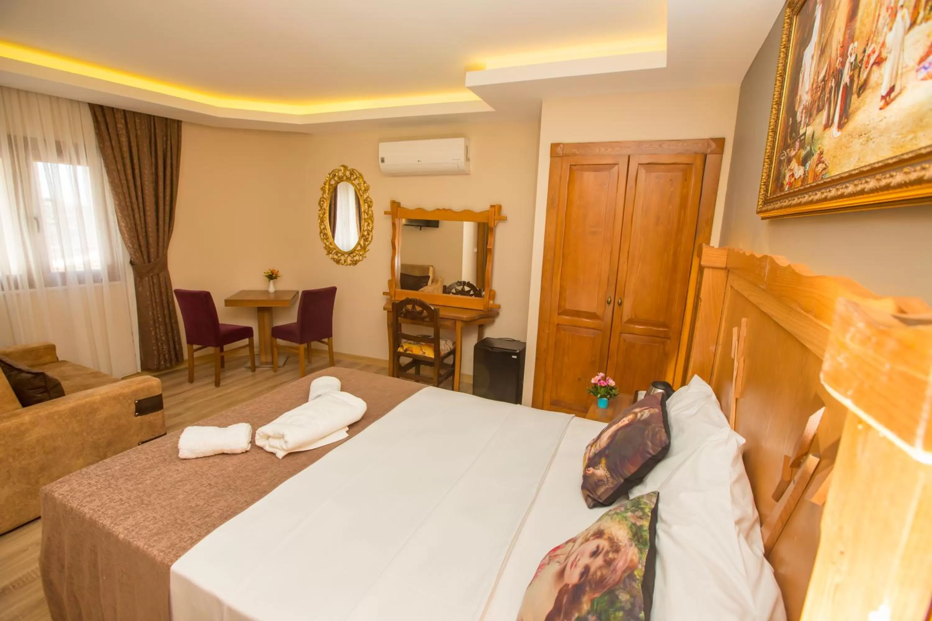 Photo of the whole room, Bed in The PeraPort Hotel