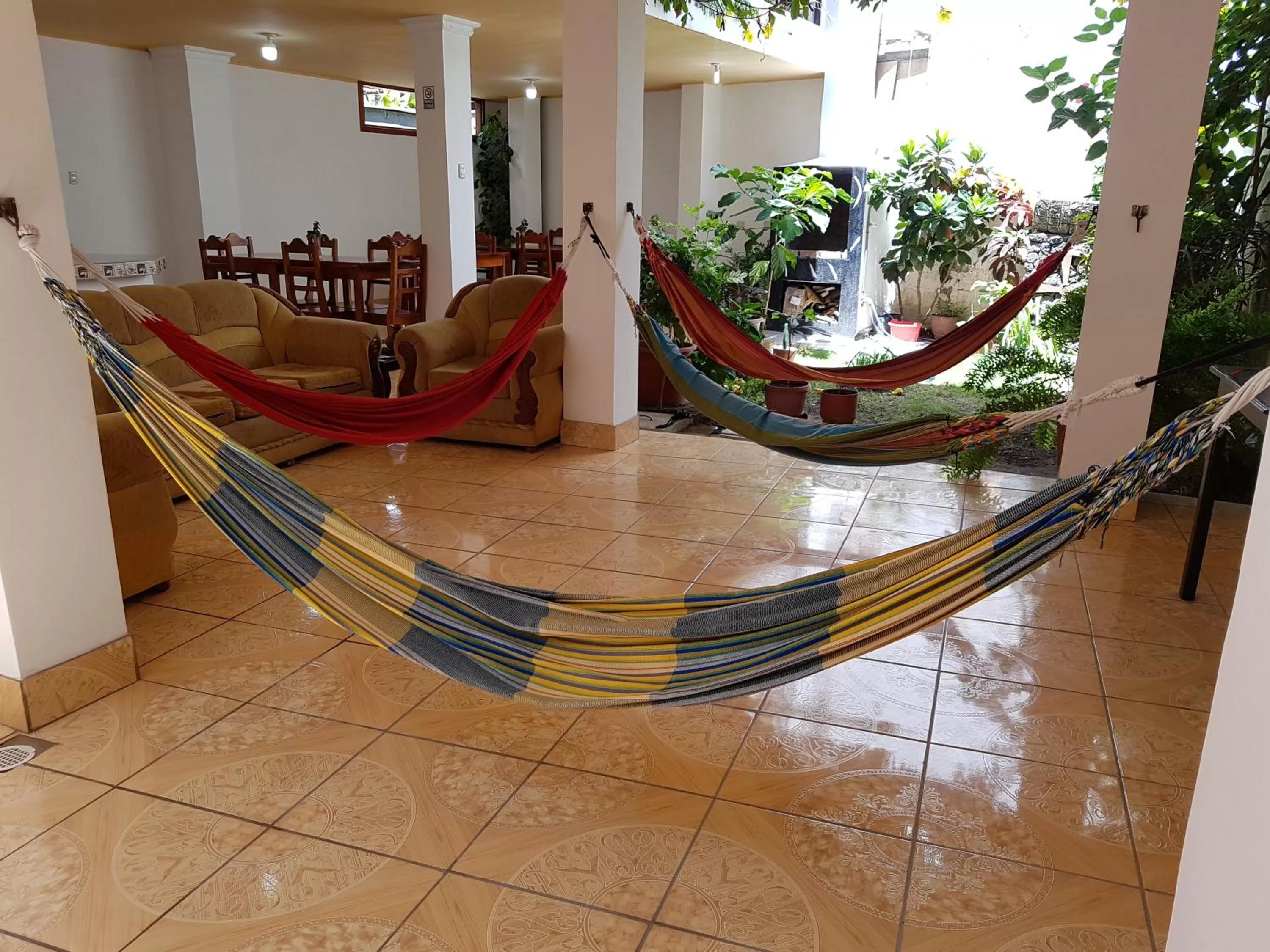 Communal lounge/ TV room in Hostal Cerro Azul