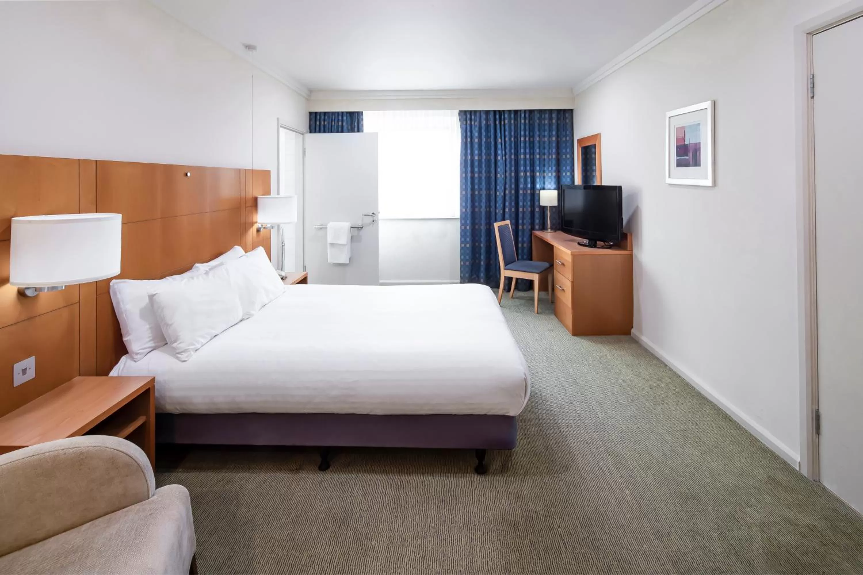 TV and multimedia, Bed in Holiday Inn Hull Marina by IHG