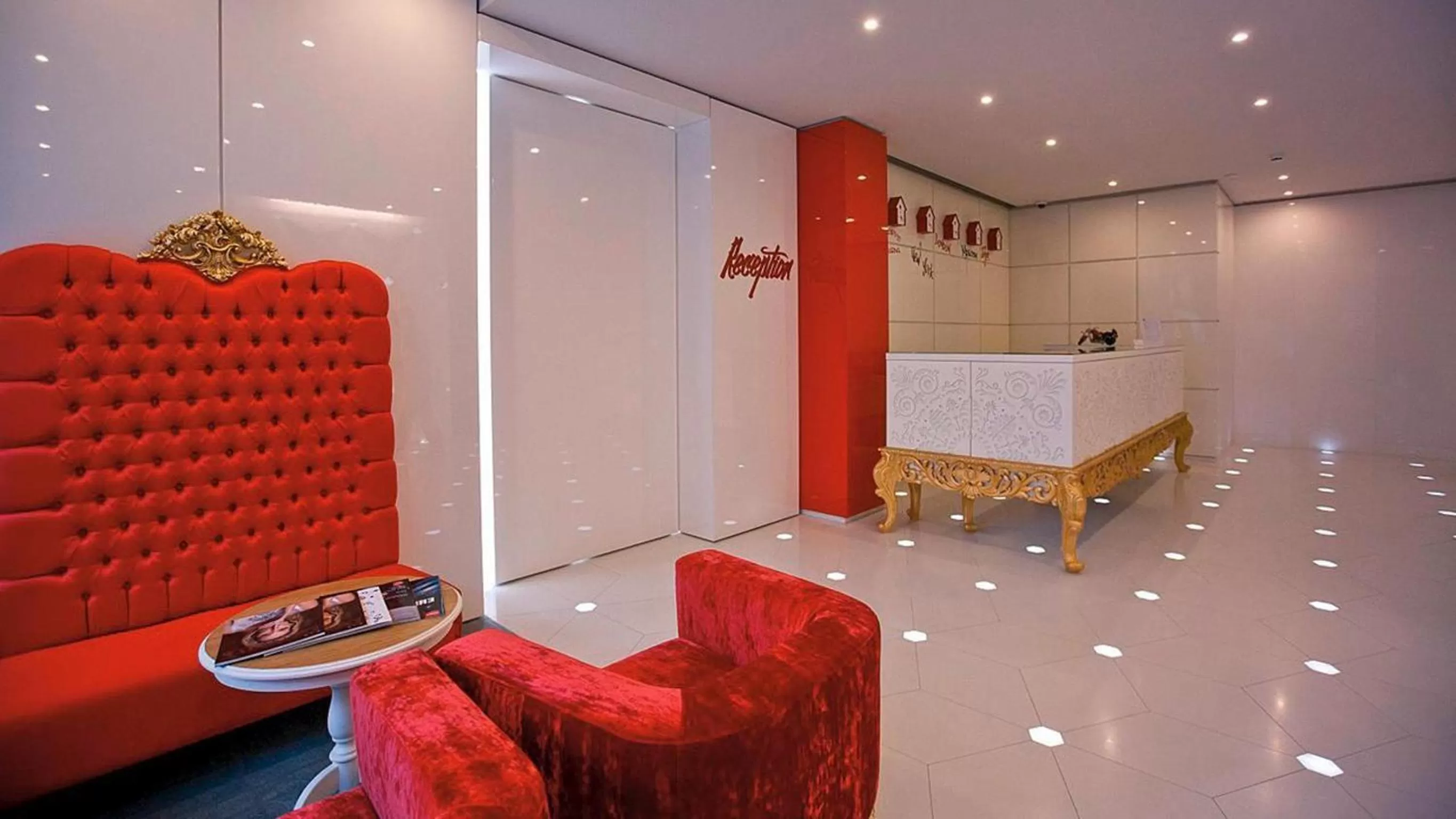Lobby or reception in Graffit Gallery Design Hotel