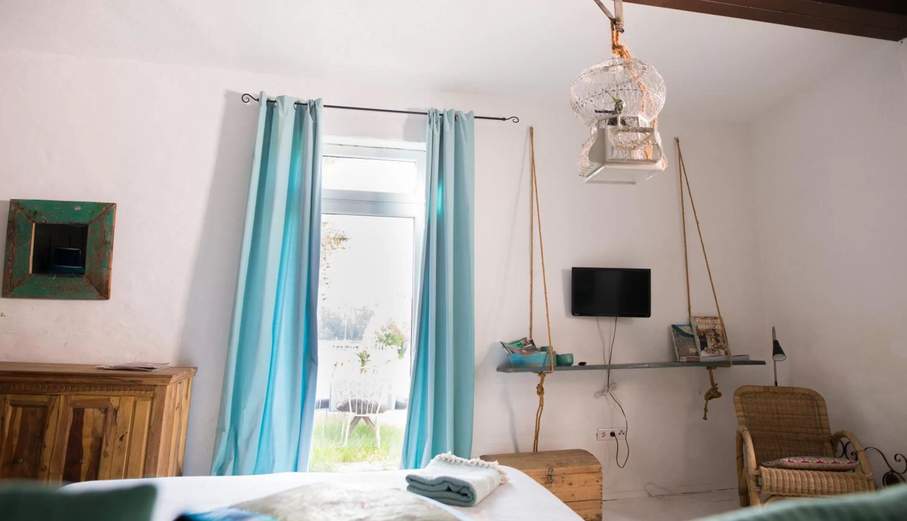 Photo of the whole room, Bed in Liegen;schaft Guesthouse