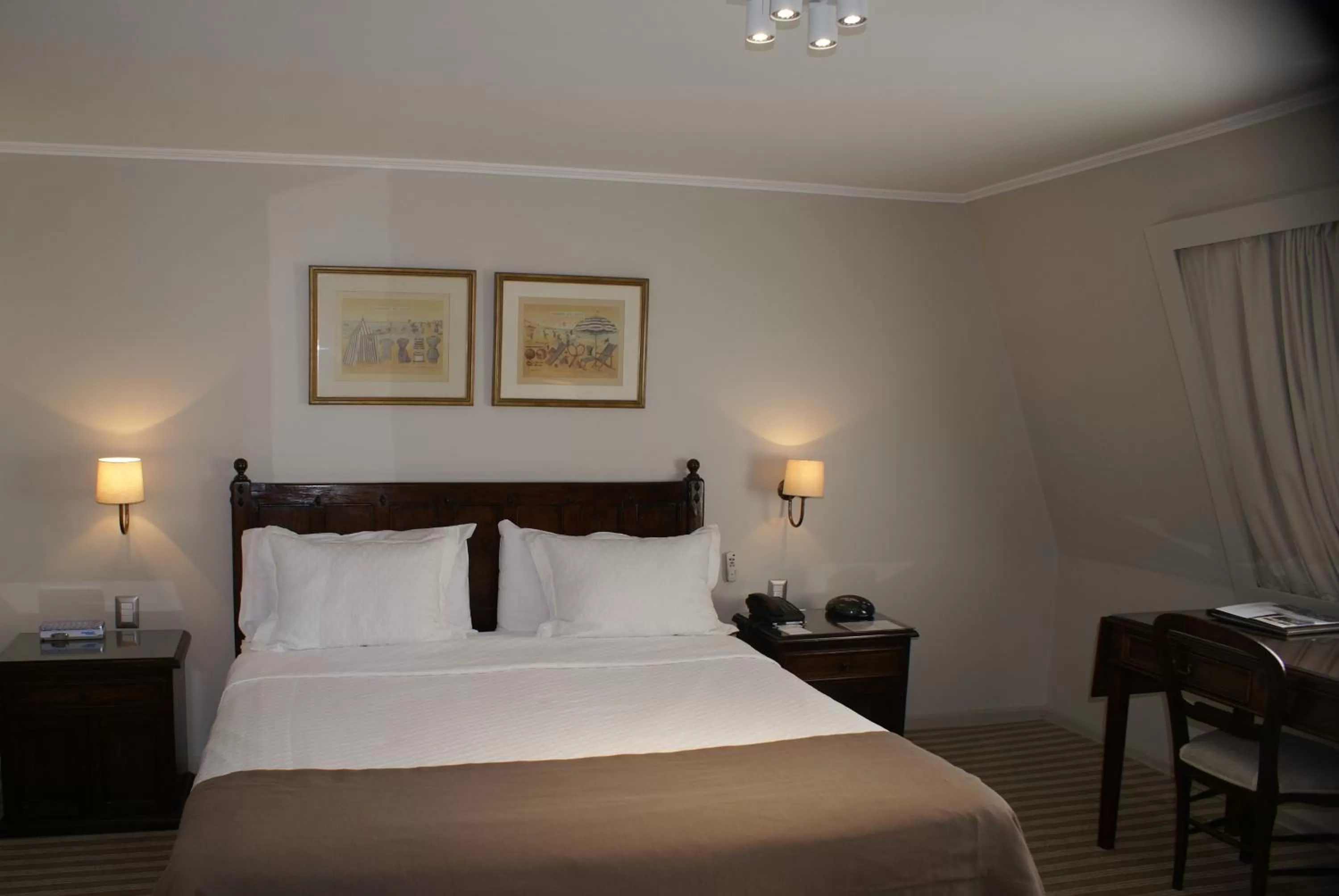 Photo of the whole room, Bed in Hotel Los Españoles