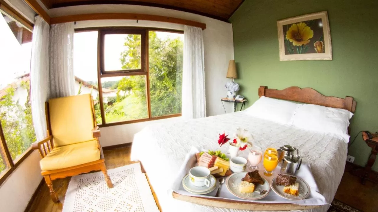 Bed in Hotel Meissner Hof