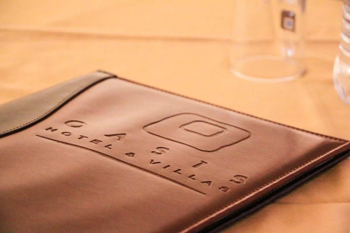 Restaurant/places to eat in Hotel Oasis