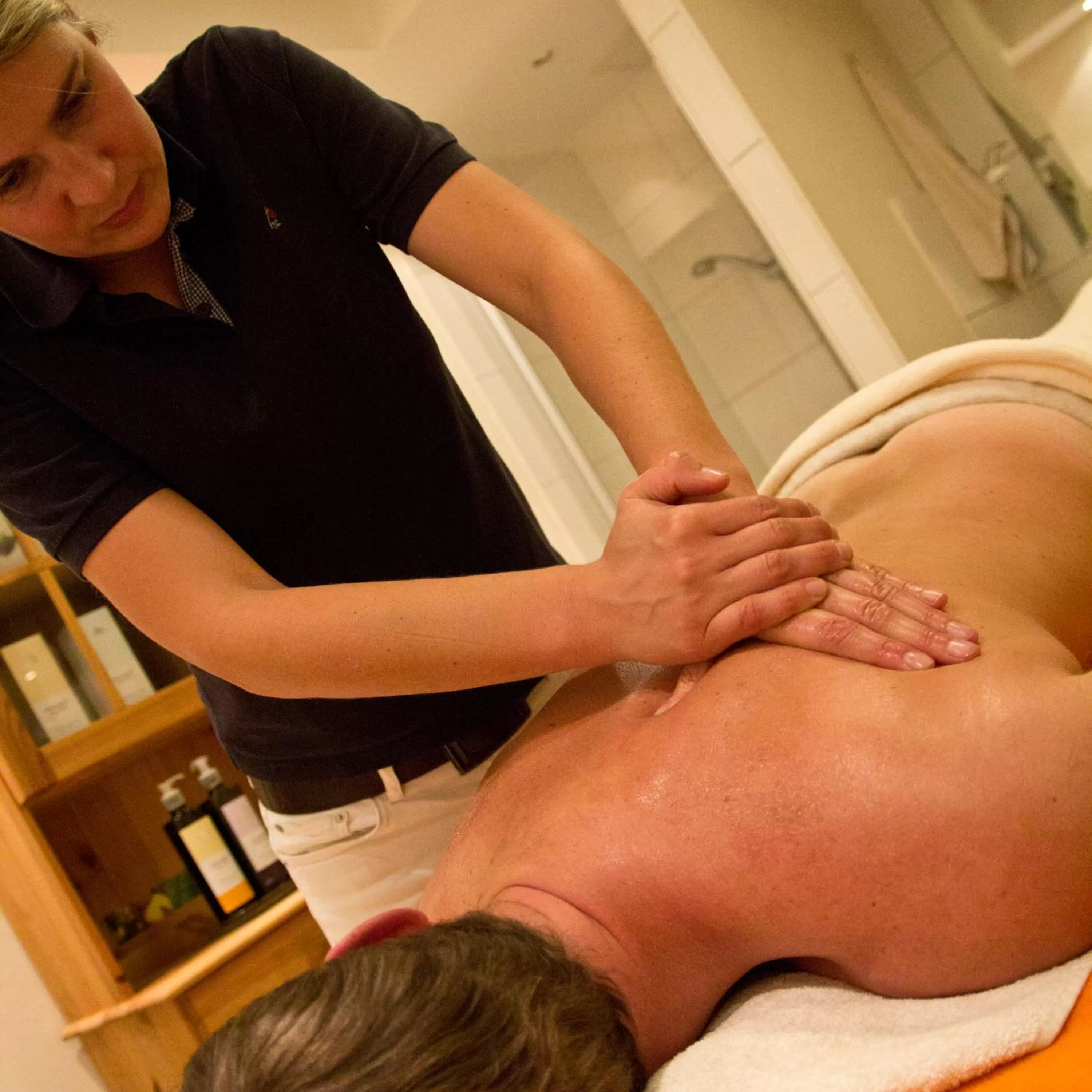 Massage in Villa Huxori