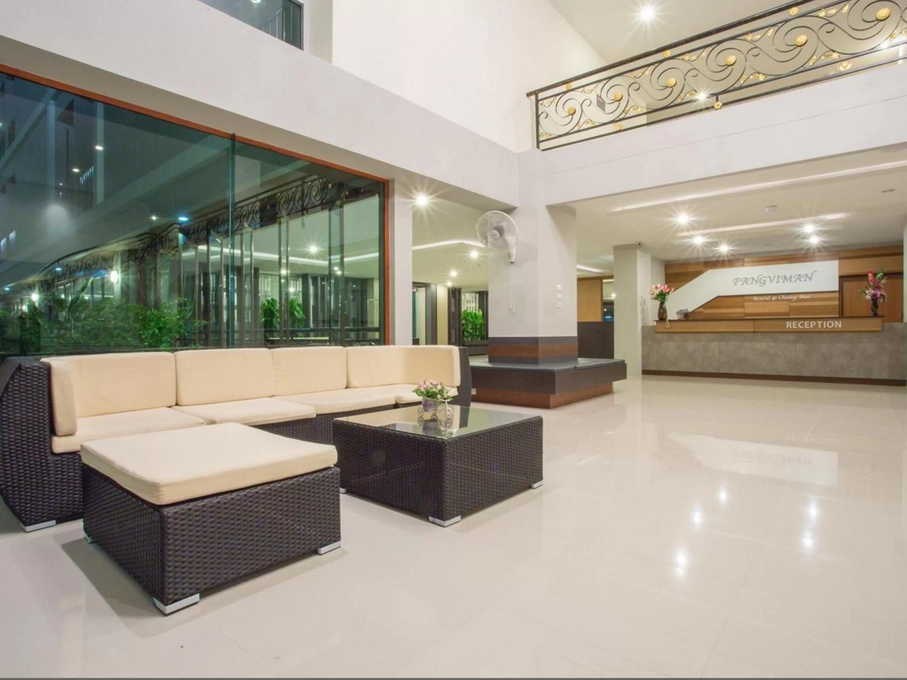 Lobby or reception in Pangviman Place Resotel SHA Plus