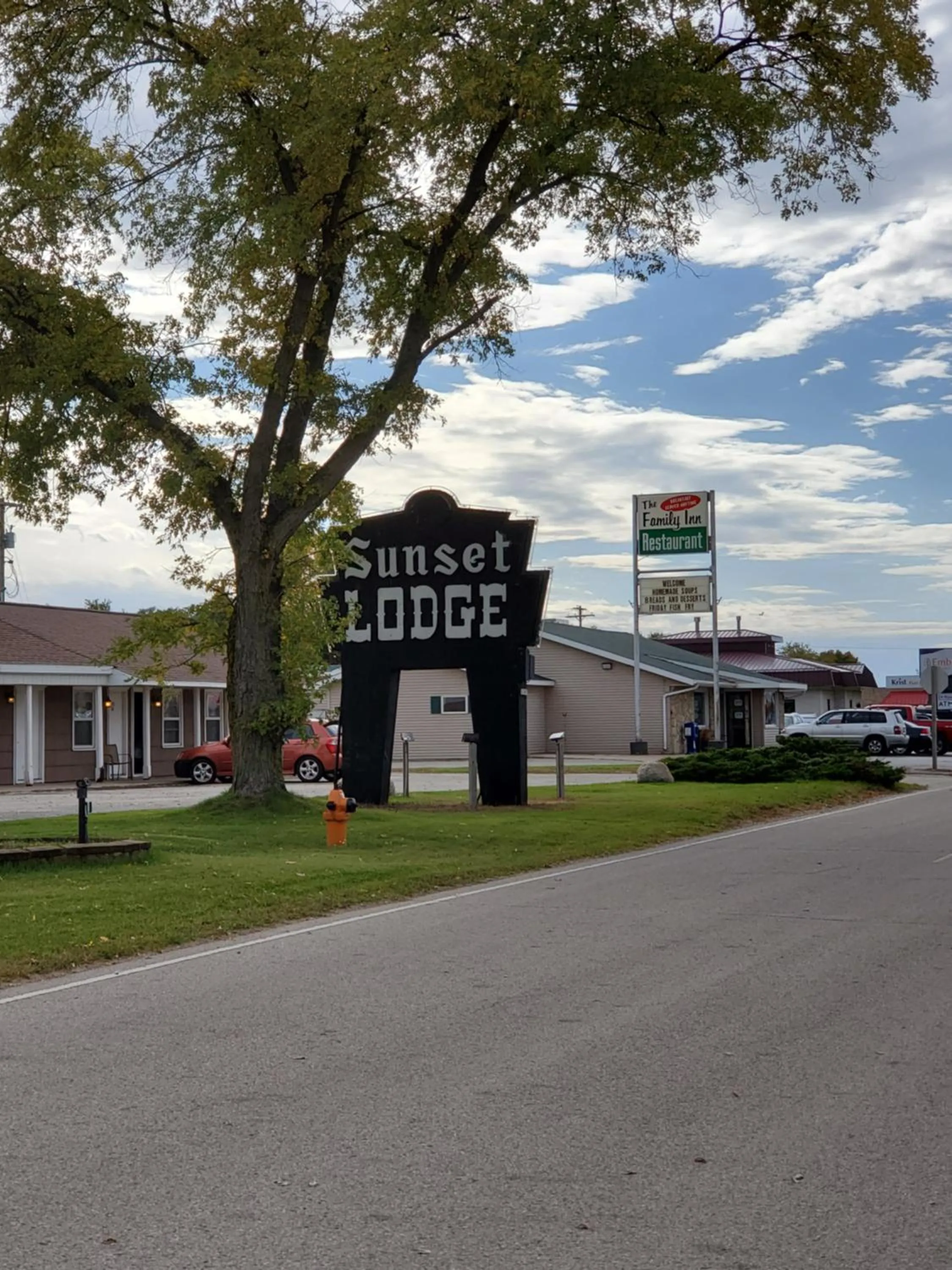 Sunset Lodge Escanaba