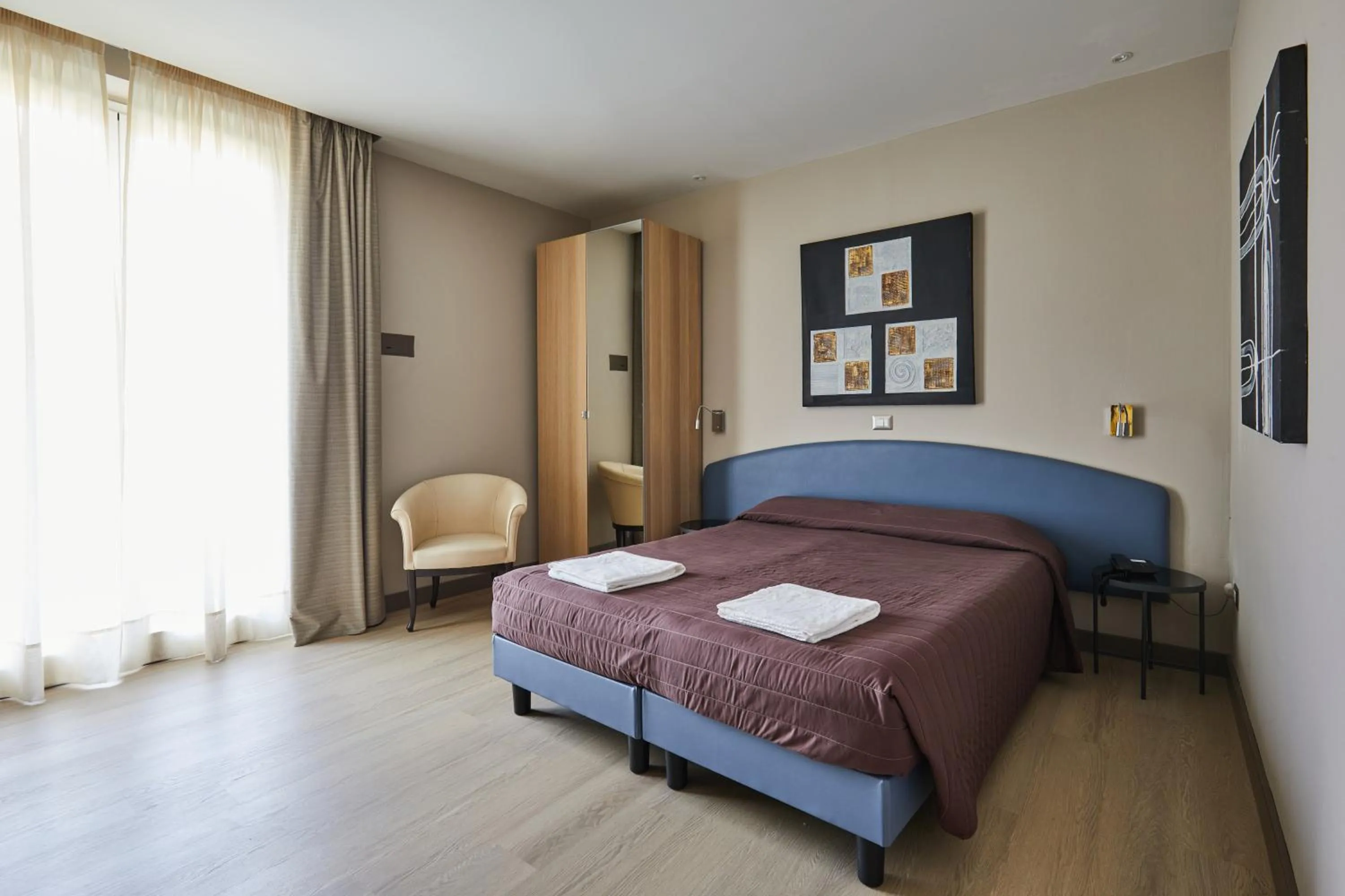 Bed in Hotel Montebello