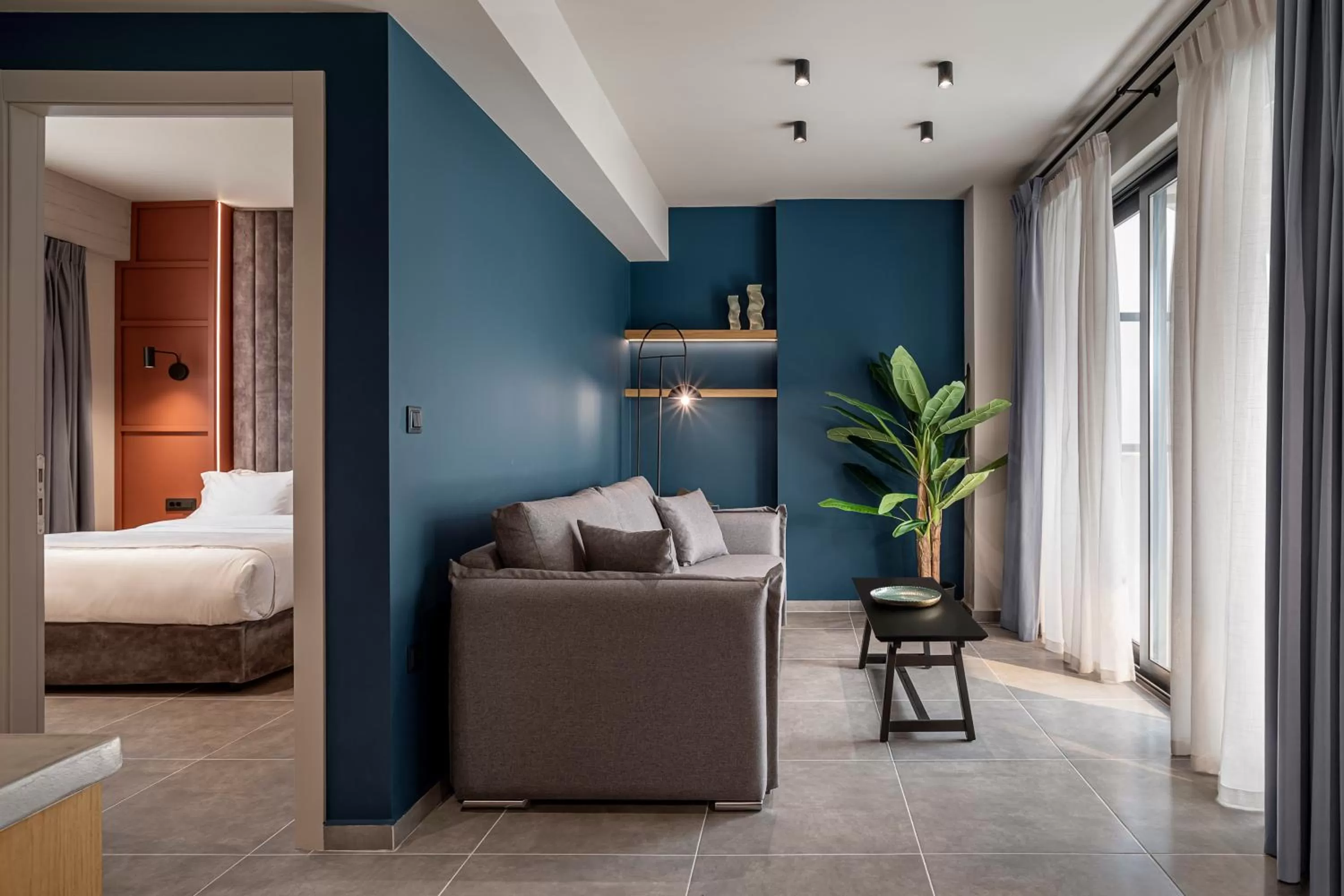 Bed in Bob W Athens Akadimia