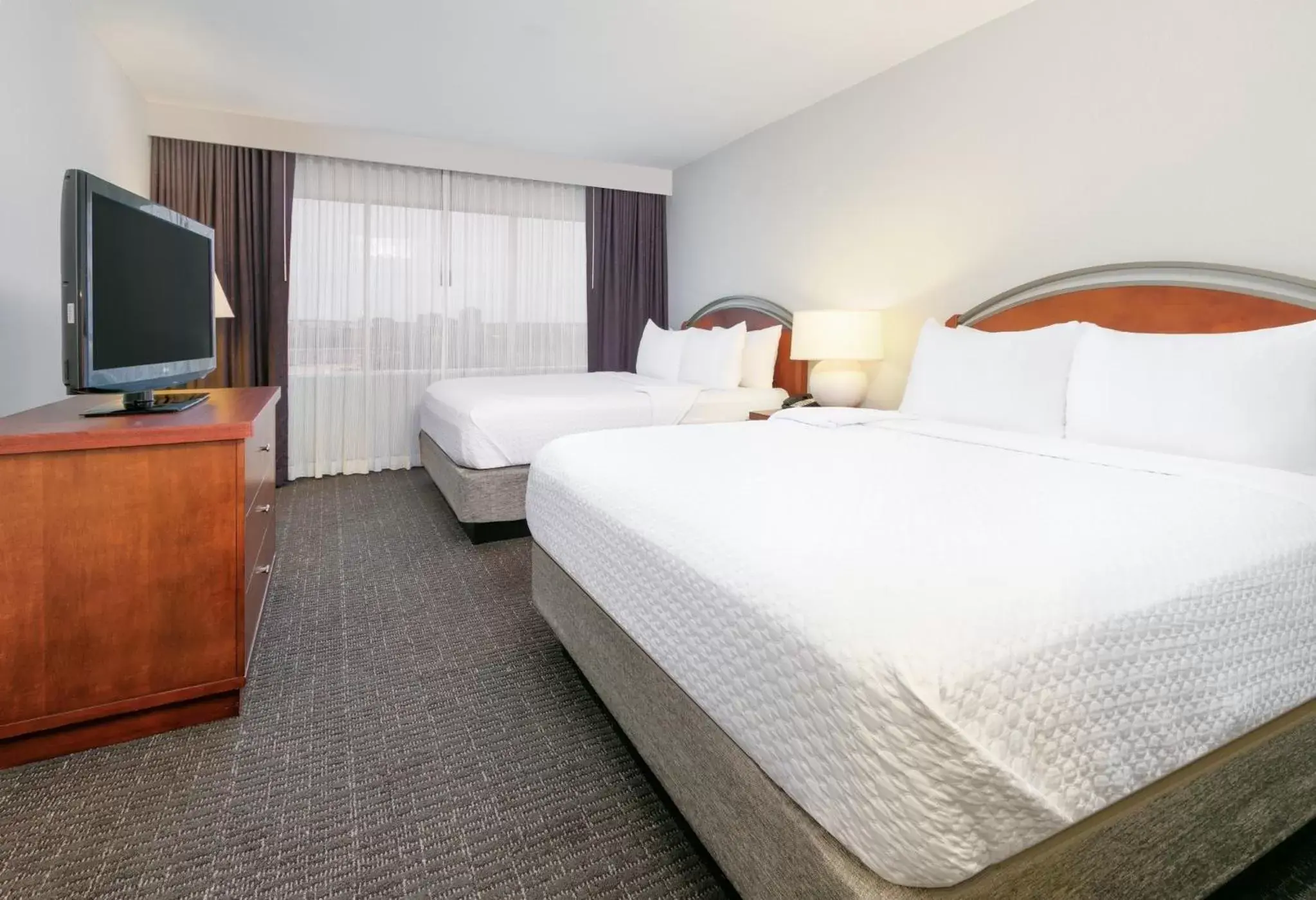 Suite with Two Double Beds - Non-Smoking in Crowne Plaza Suites Arlington by IHG Suite with Two Double Beds - Non-Smoking in Crowne Plaza Suites Arlington by IHG