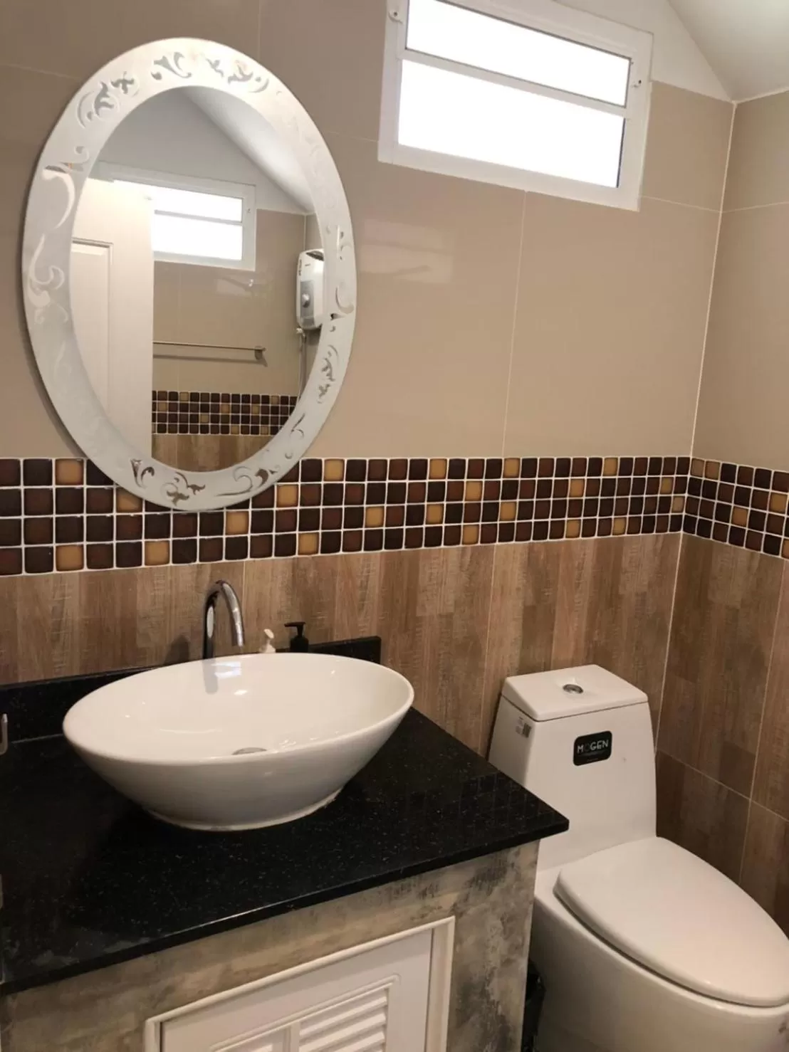 Bathroom in Ao Thong beach Bungalows