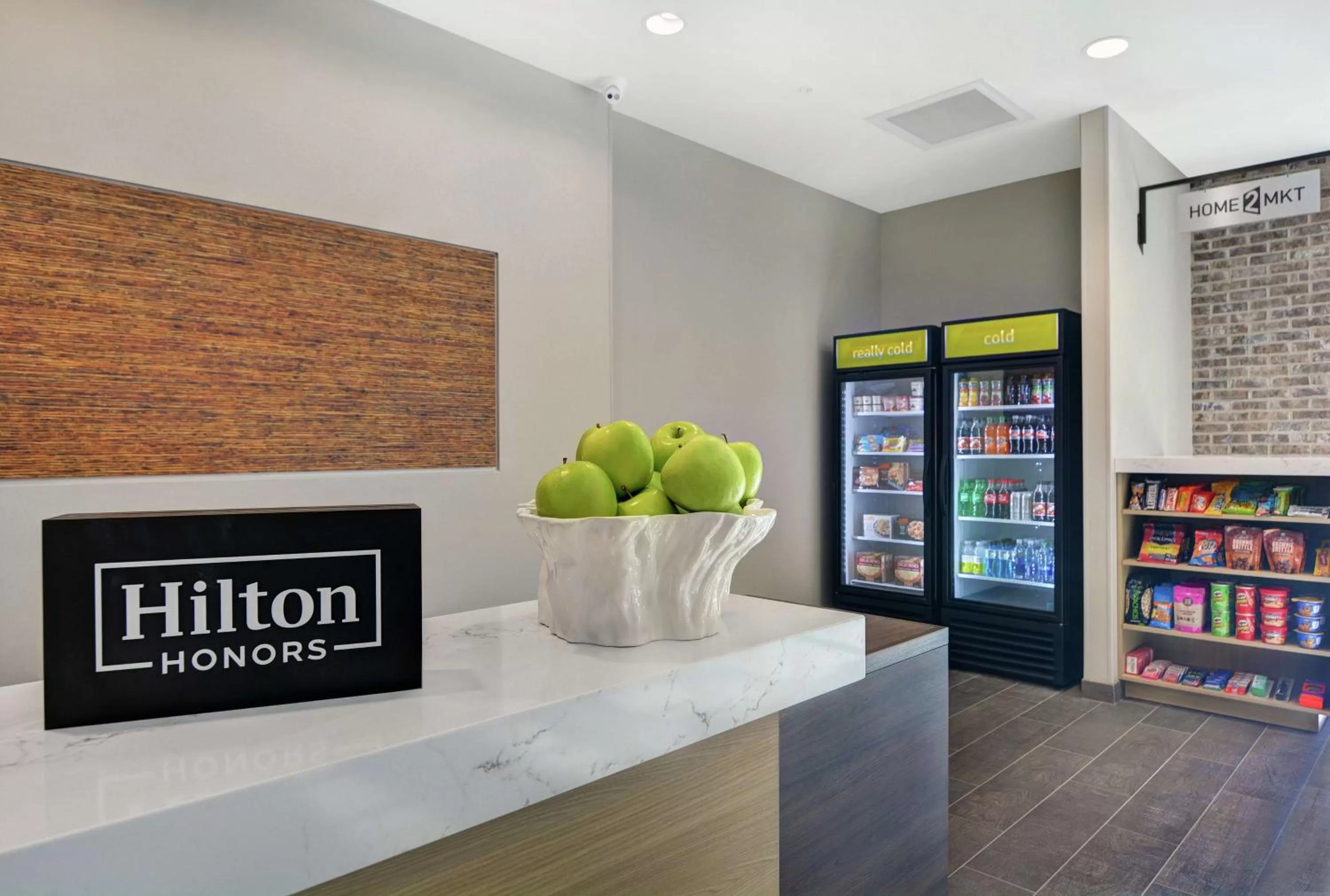 Restaurant/places to eat in Home2 Suites By Hilton Charleston Daniel Island, Sc