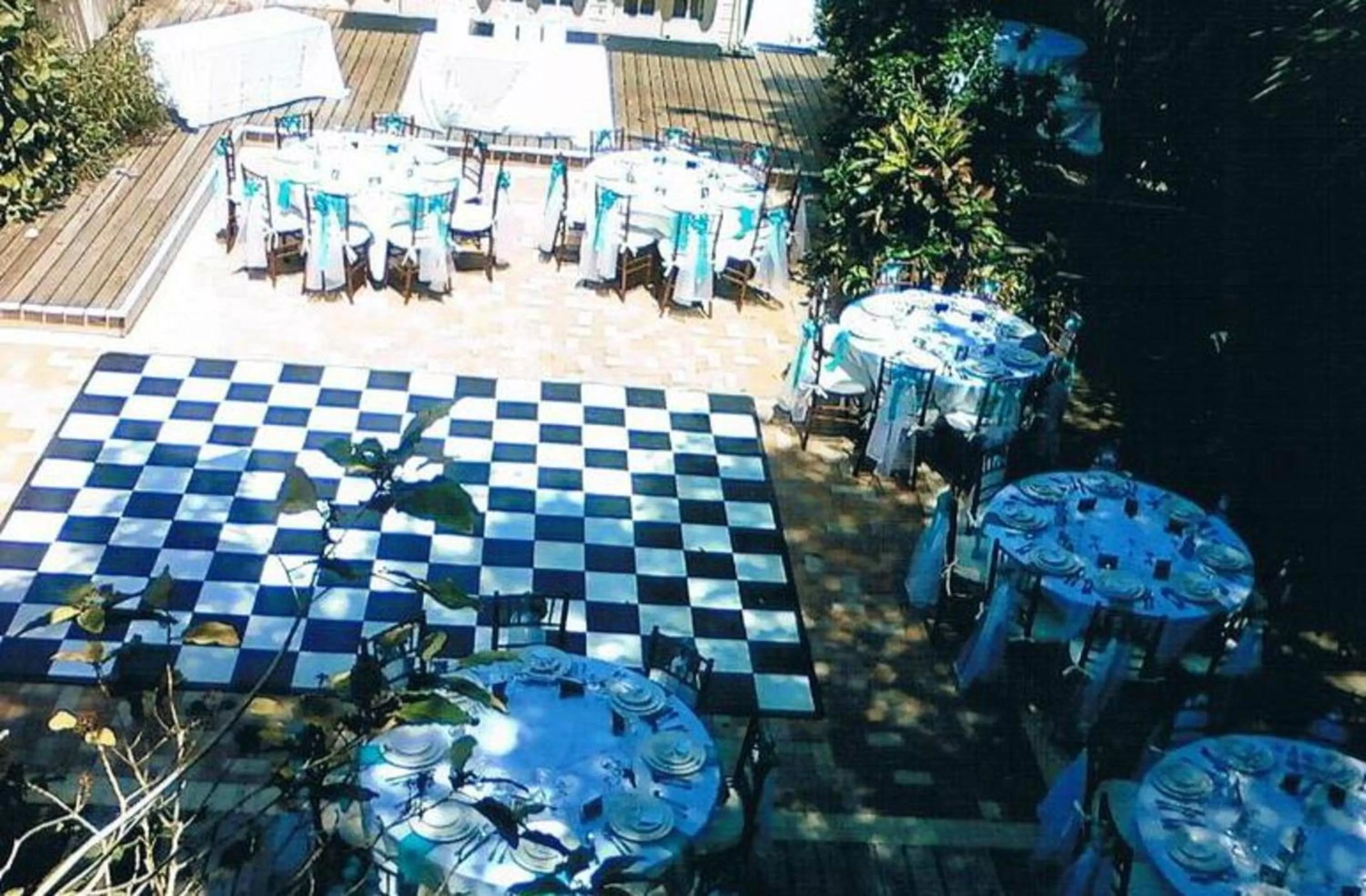 Inner courtyard view in Duval House