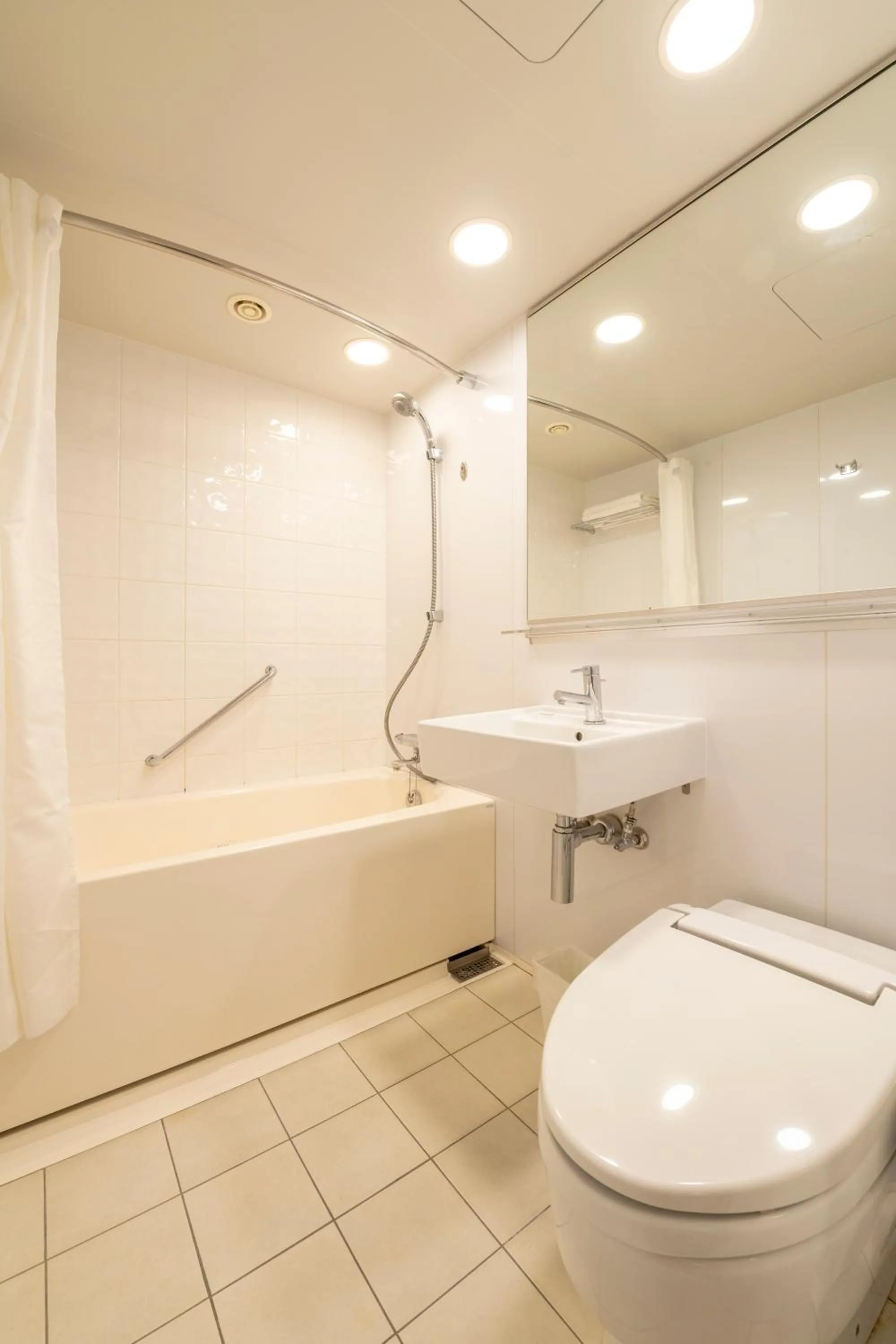 Bathroom in Hotel Keihan Tokyo Yotsuya