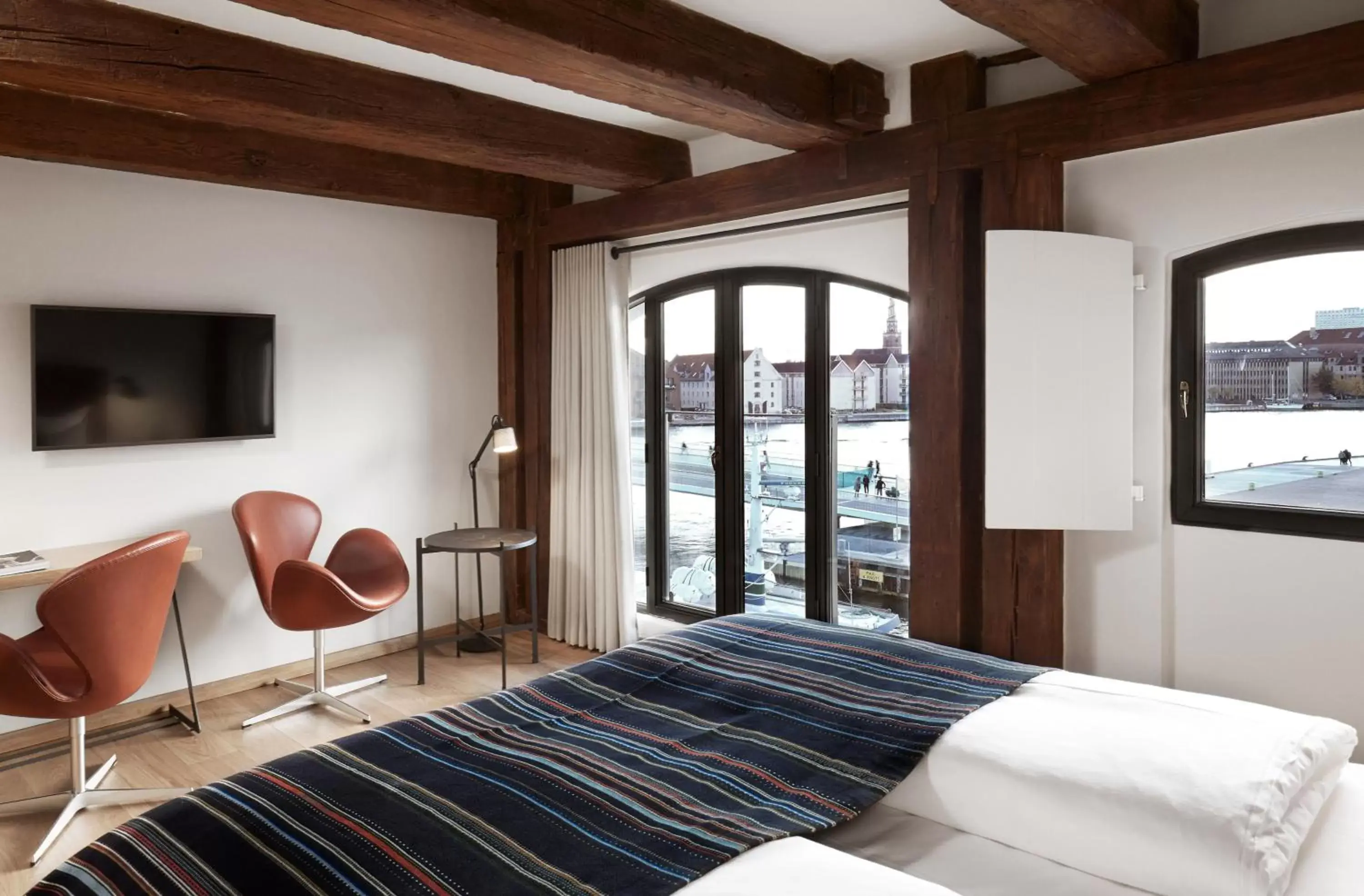 Executive Double Deluxe View Room in 71 Nyhavn Hotel Executive Double Deluxe View Room in 71 Nyhavn Hotel
