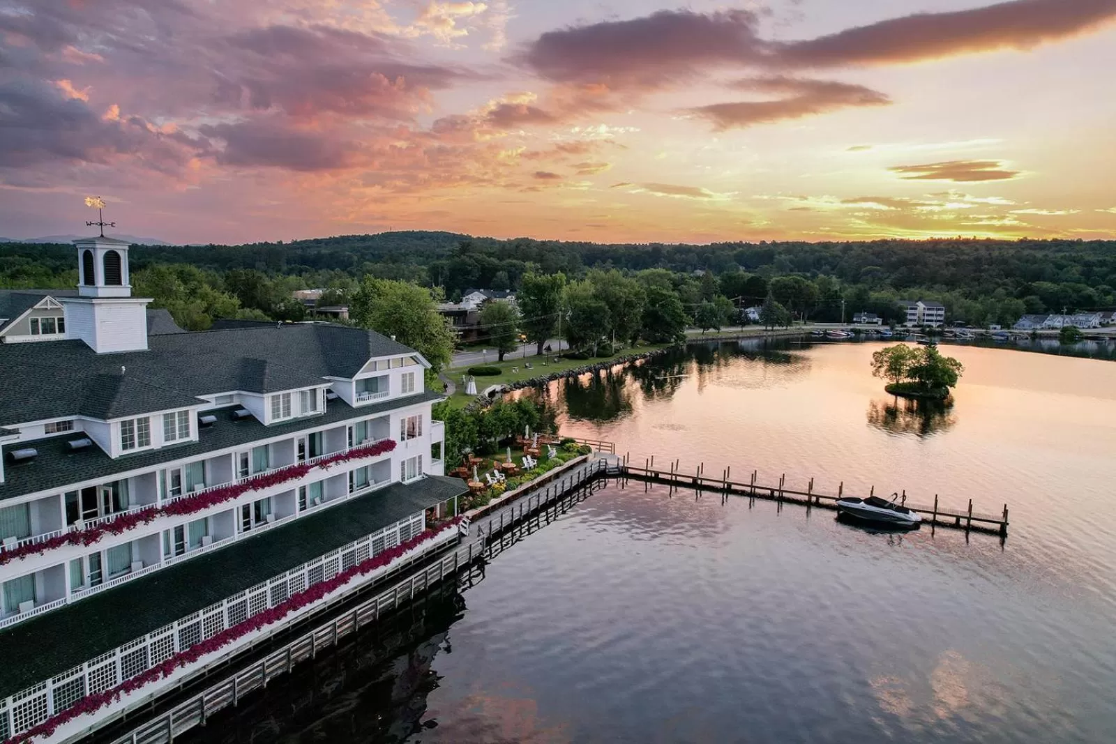 Beach in Mill Falls Resort Collection at the Lake