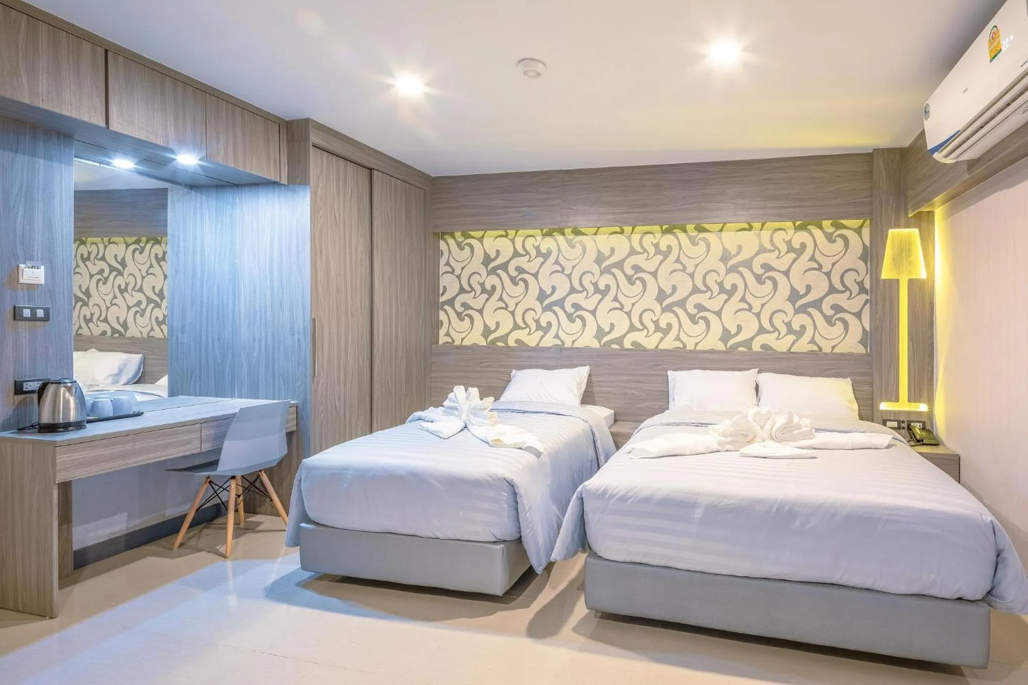 Bed in Sound@sleep Hotel