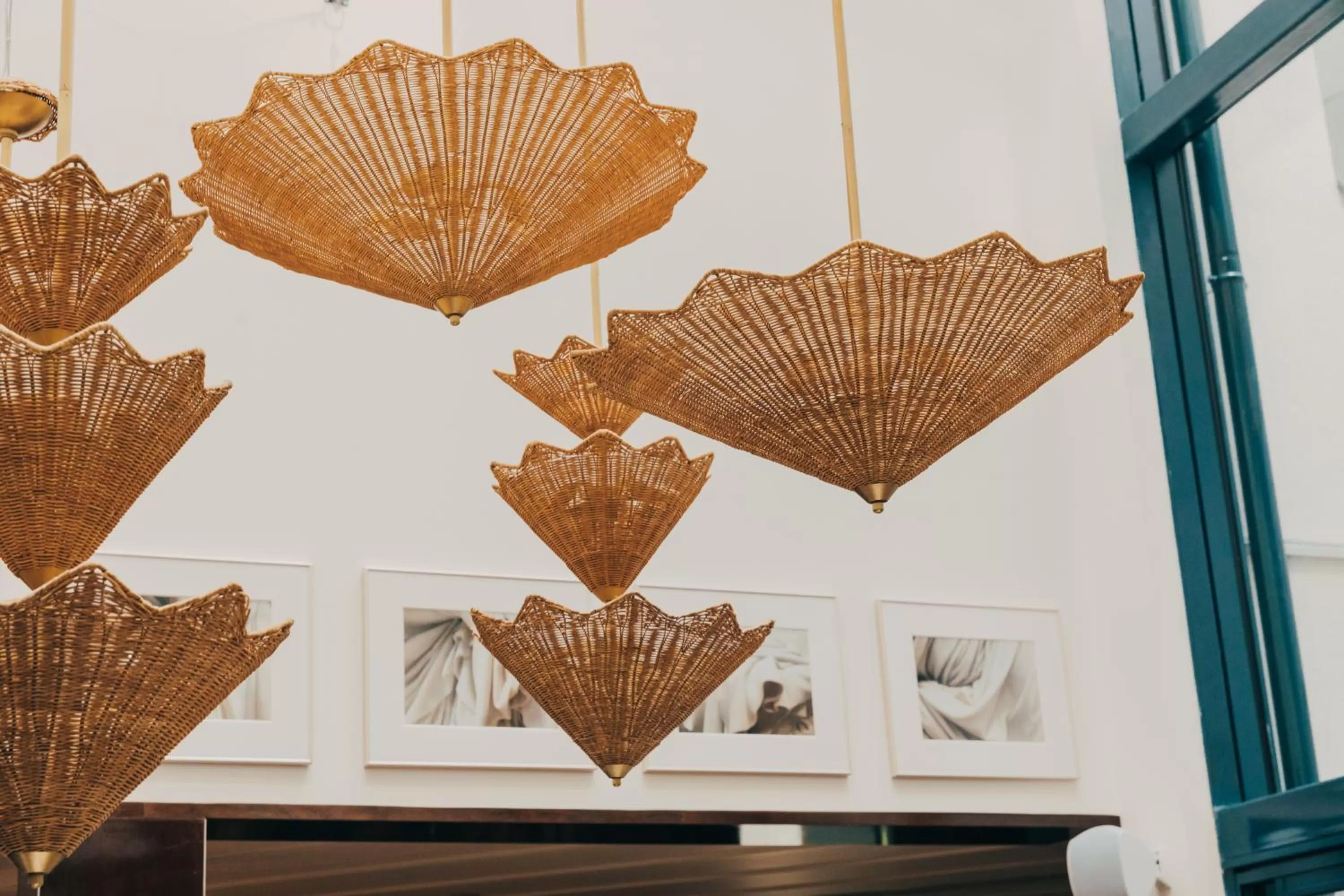 Lounge or bar in Hôtel Wallace Paris, a Member of Design Hotels