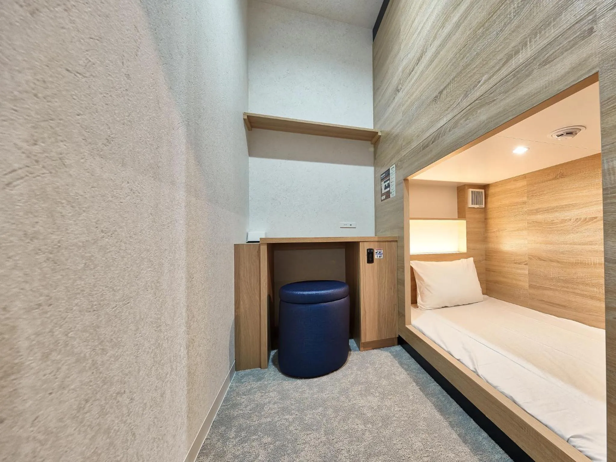 Photo of the whole room, Bed in CABIN&HOTEL ReTIME