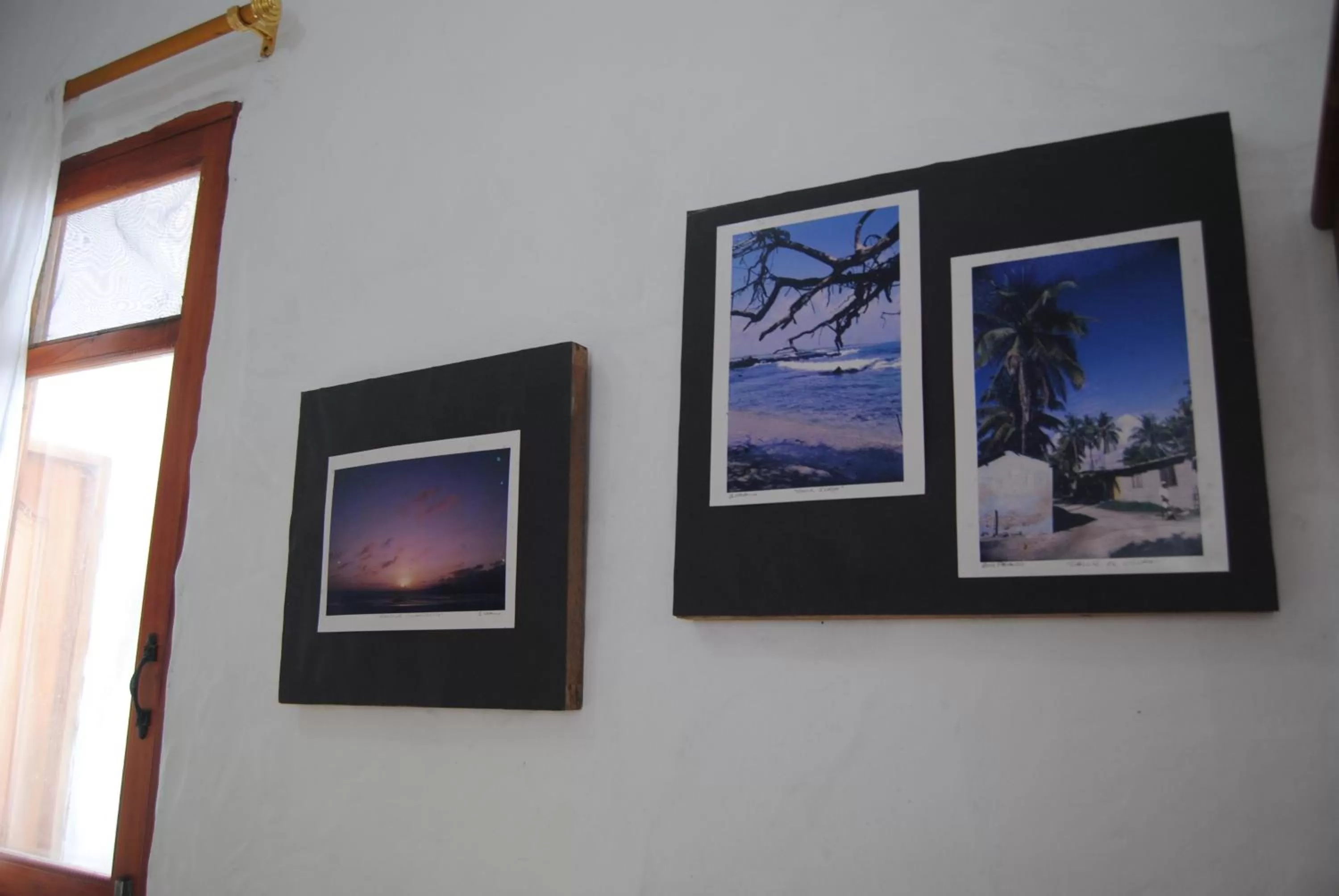 Decorative detail, TV/Entertainment Center in Hostal Galapagos by Bar de Beto