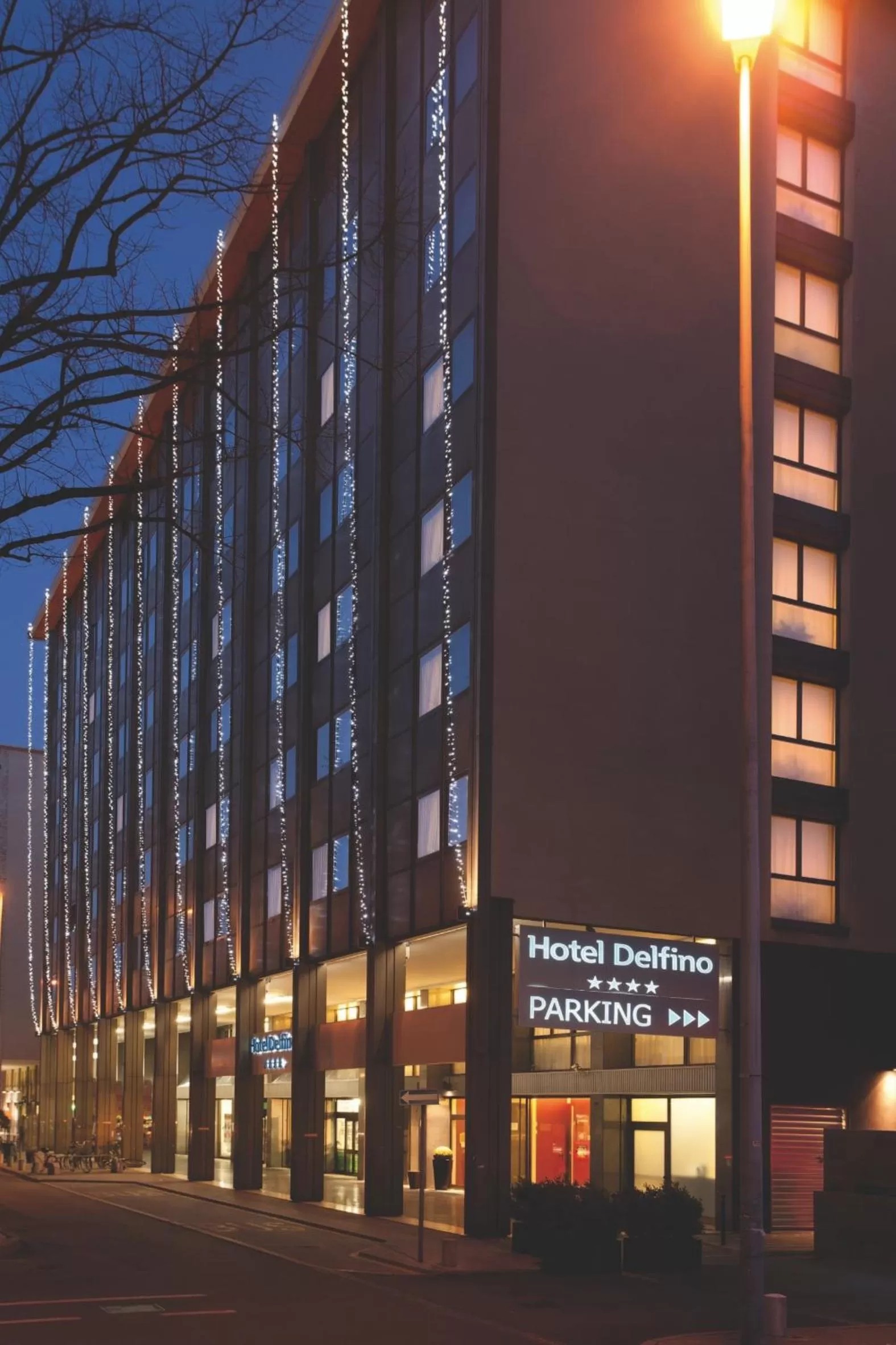 Property building in Hotel Delfino Venezia Mestre