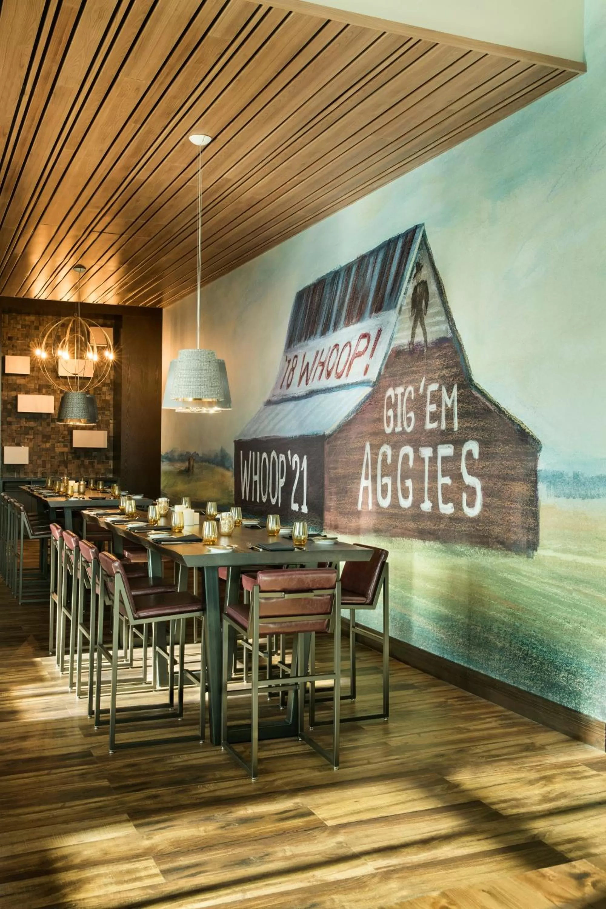 Restaurant/places to eat in Texas A&M Hotel and Conference Center