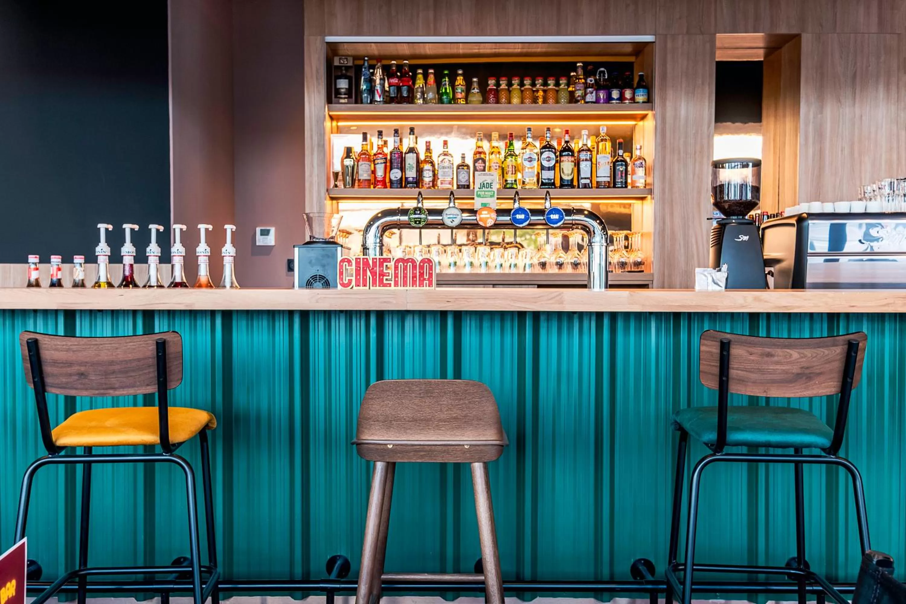 Lounge or bar in ibis Styles Lens Centre Gare