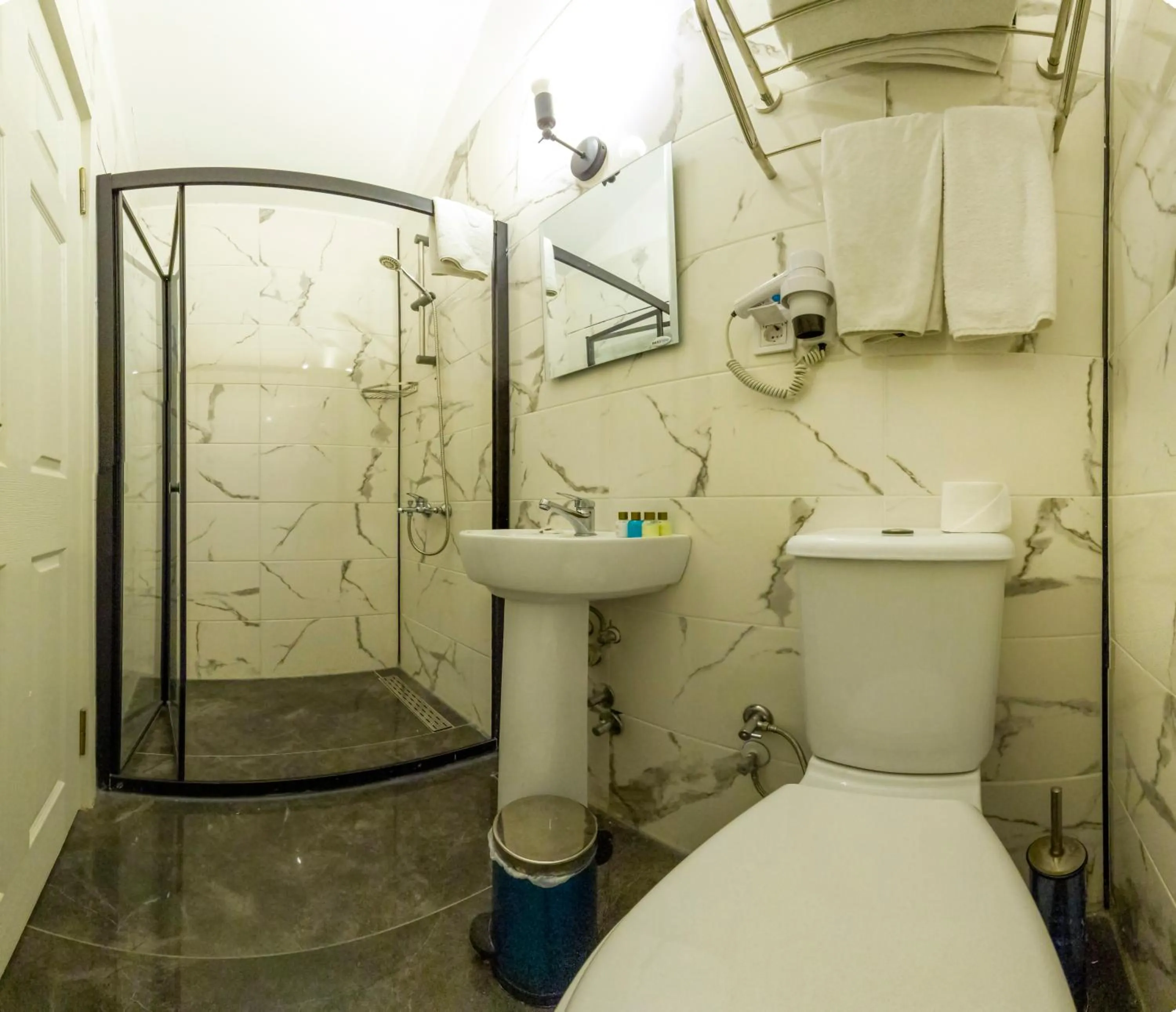 Bathroom in PRIVADO HOTELS