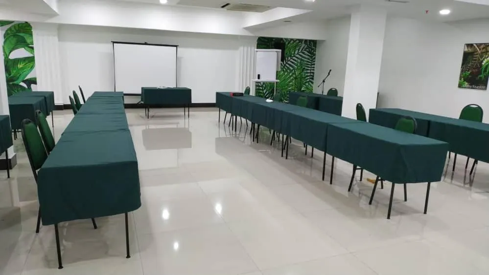 H Boutique Hotel Xplorer Loke Yew