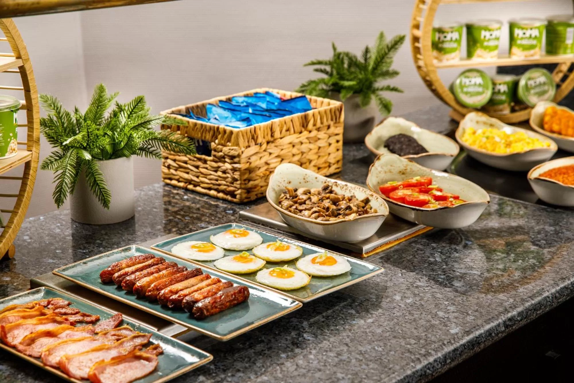 Breakfast in Mercure Bolton Georgian House Hotel