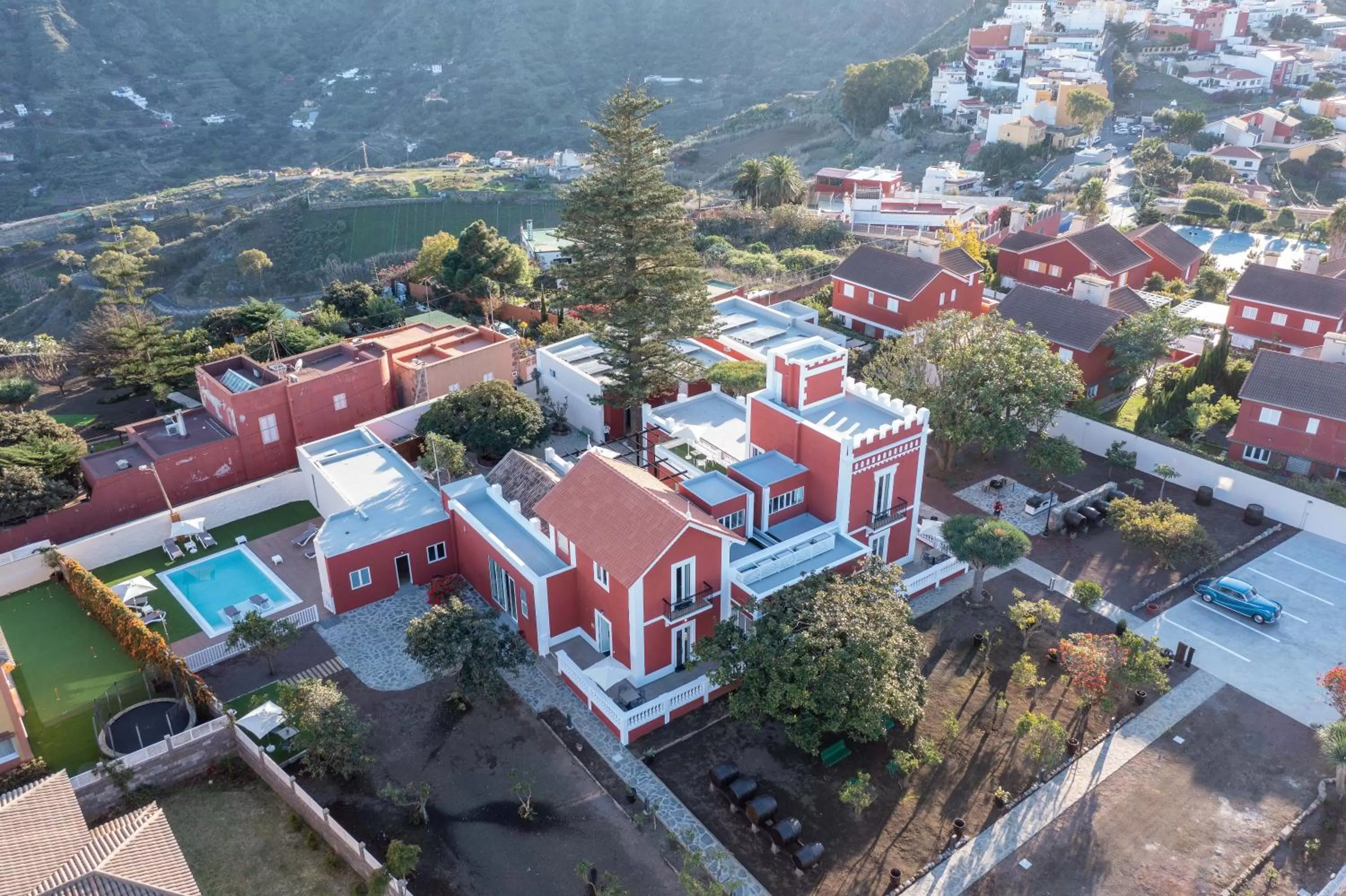 Bird's eye view, Bird's-eye View in Albor Suites