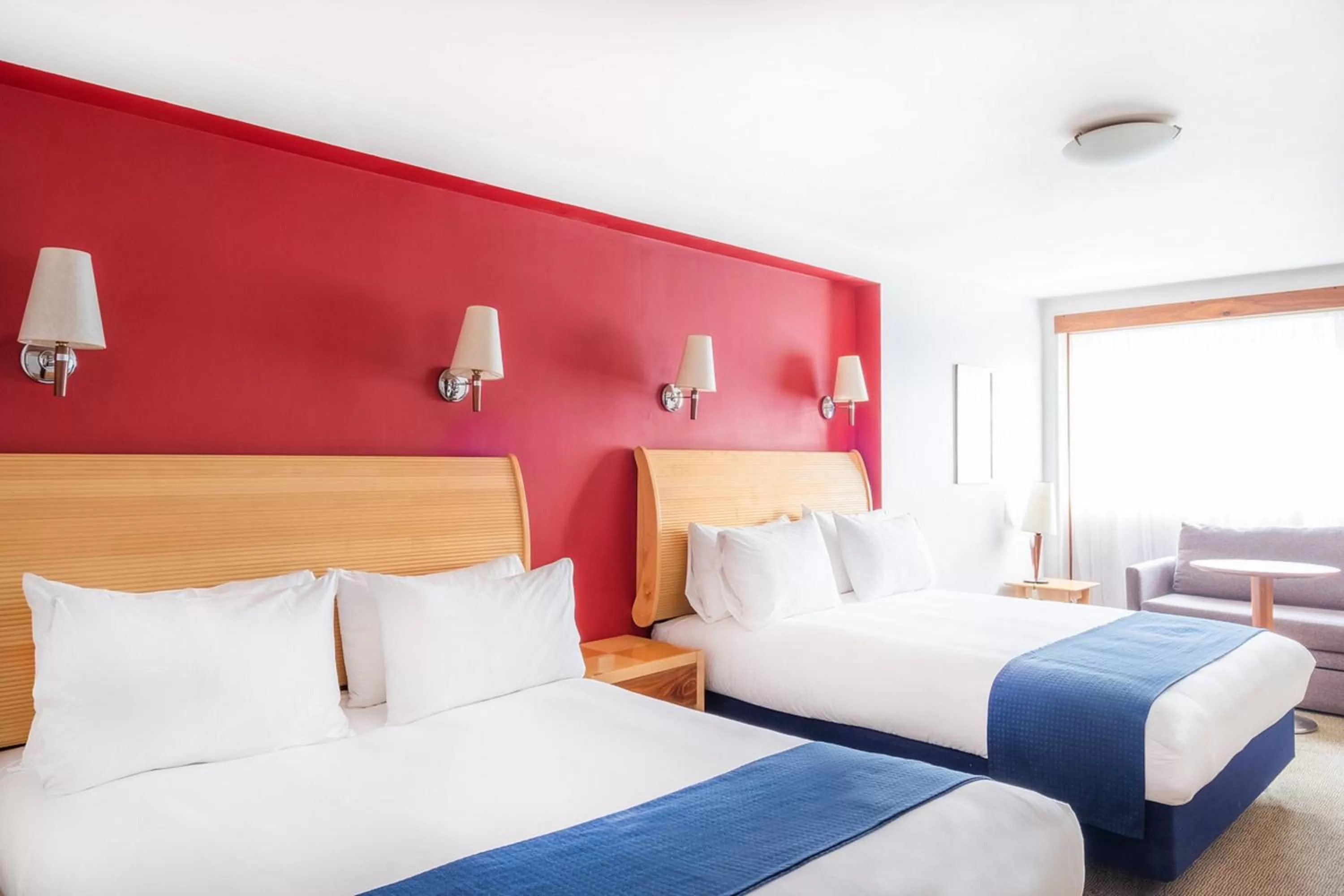 Bedroom, Bed in Holiday Inn Maidstone-Sevenoaks by IHG