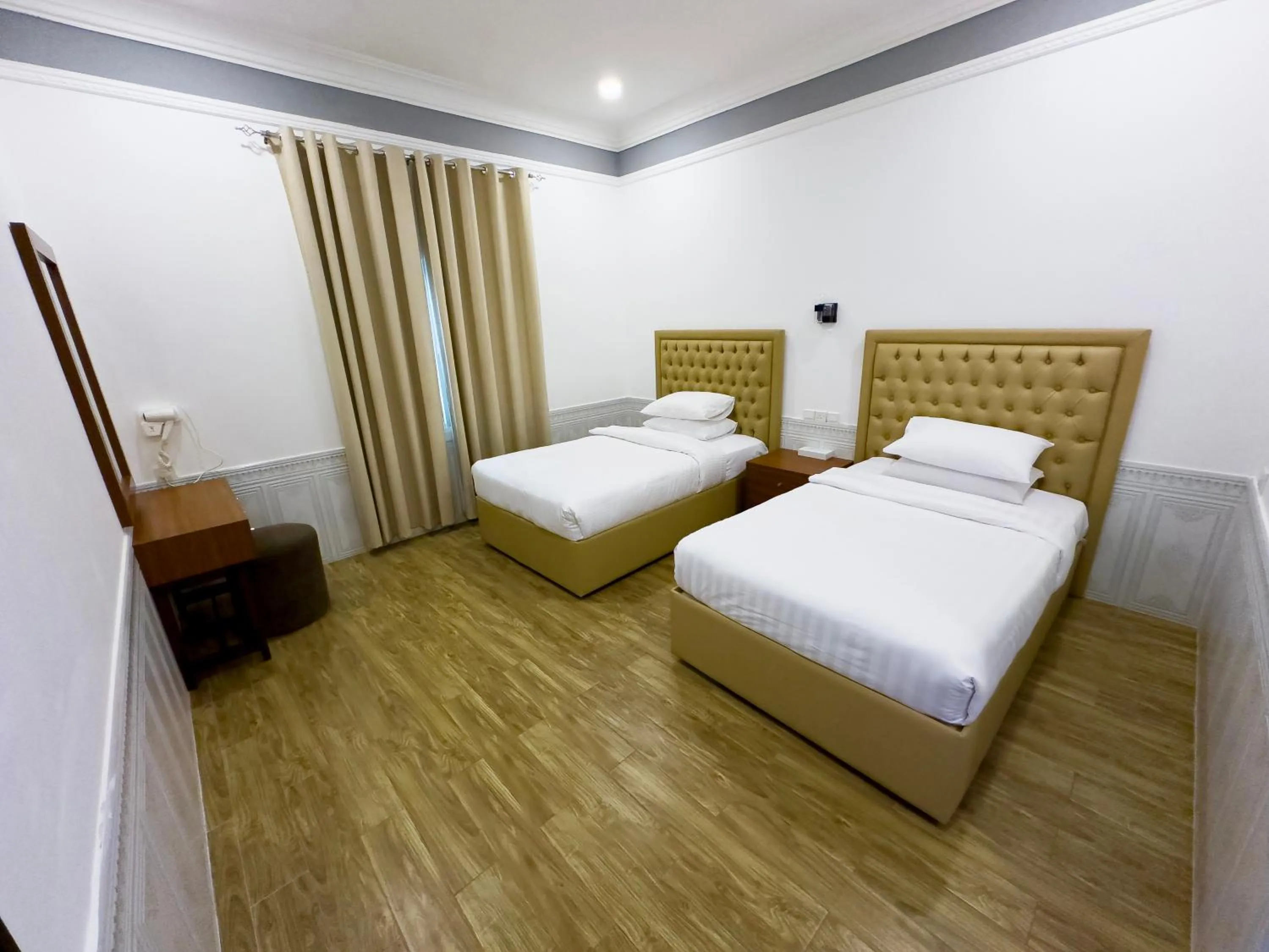 Bedroom, Bed in Royal Residence Hotel Apartments