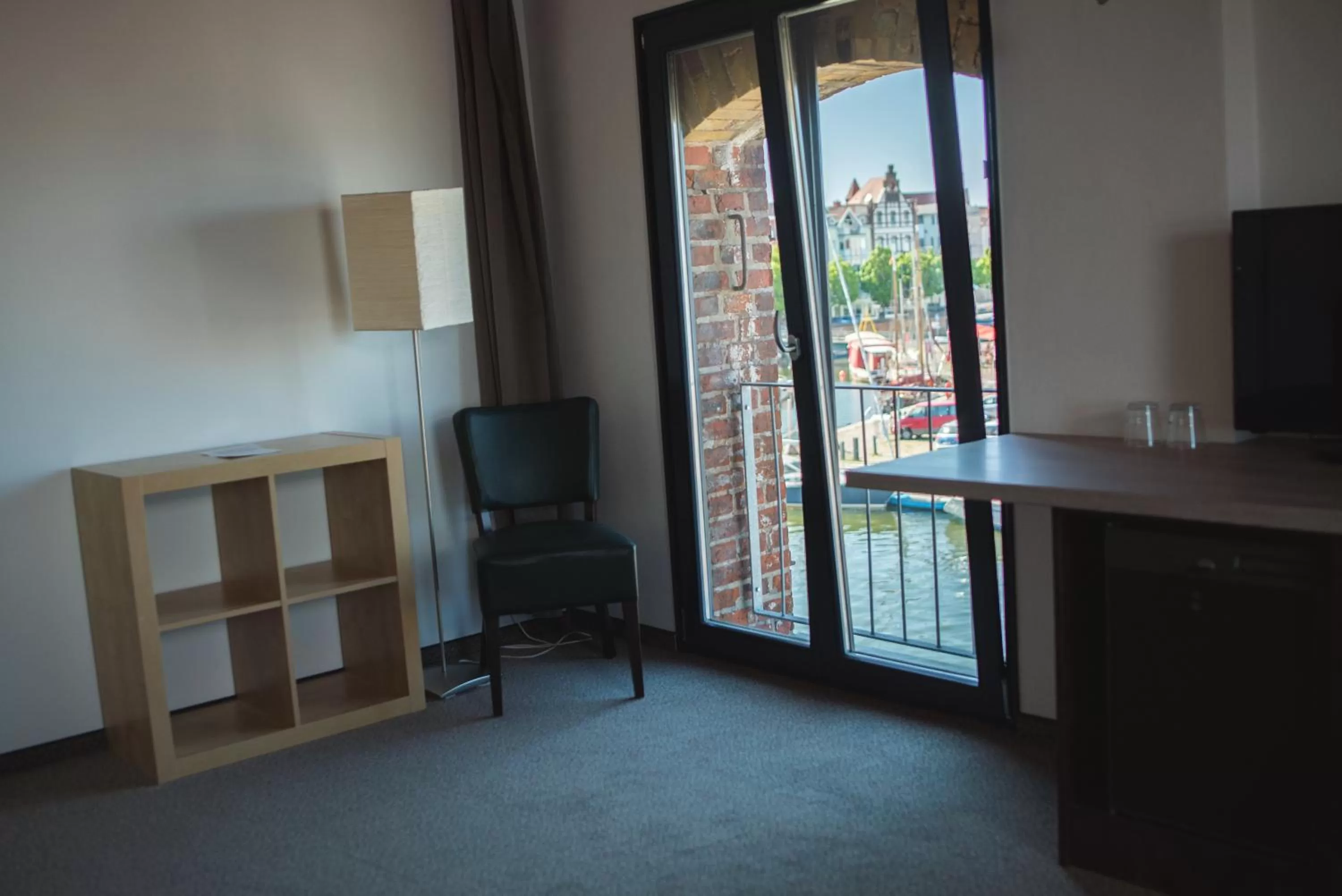 Seating area, TV/Entertainment Center in Hotel Alter Hafenspeicher