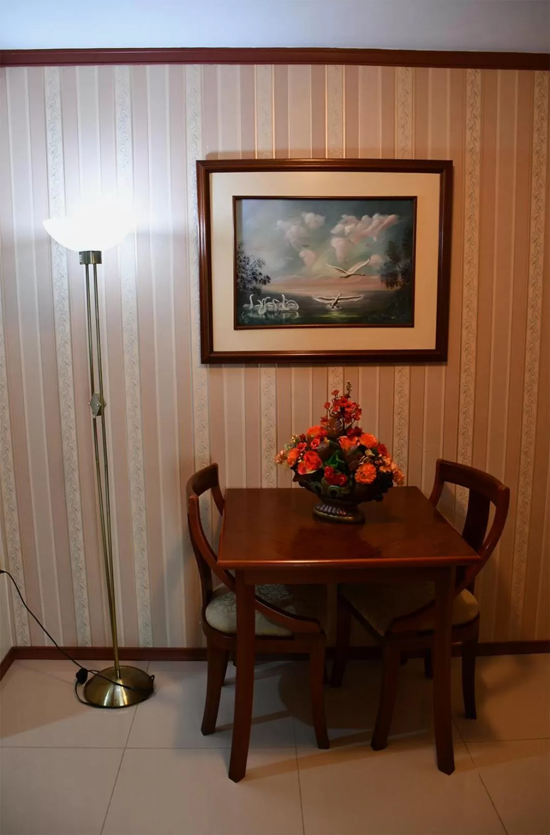 Dining Area in REGAL HOTEL