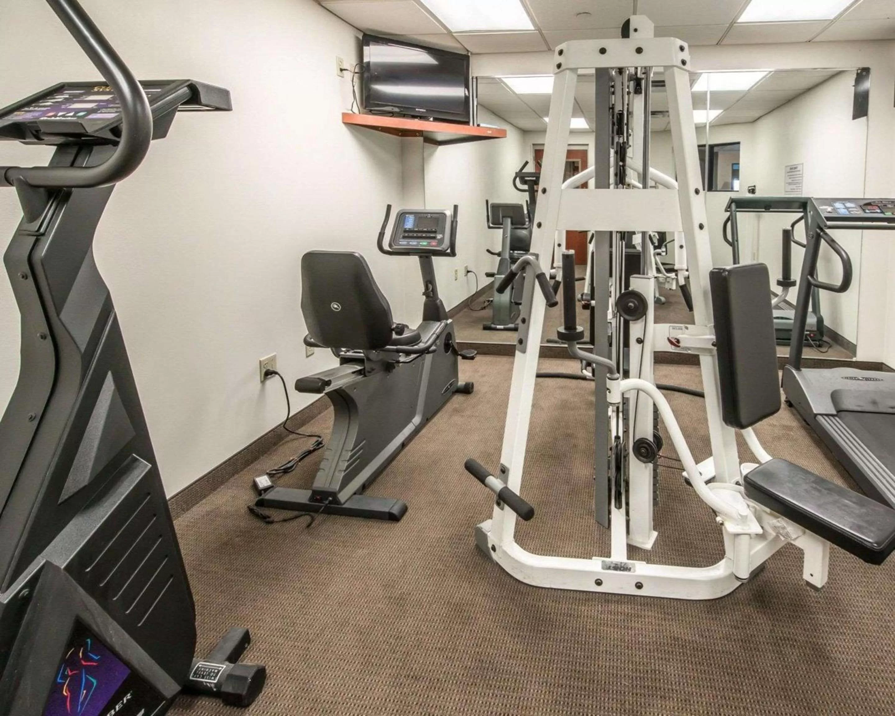 Fitness centre/facilities in Sleep Inn & Suites Winchester near University