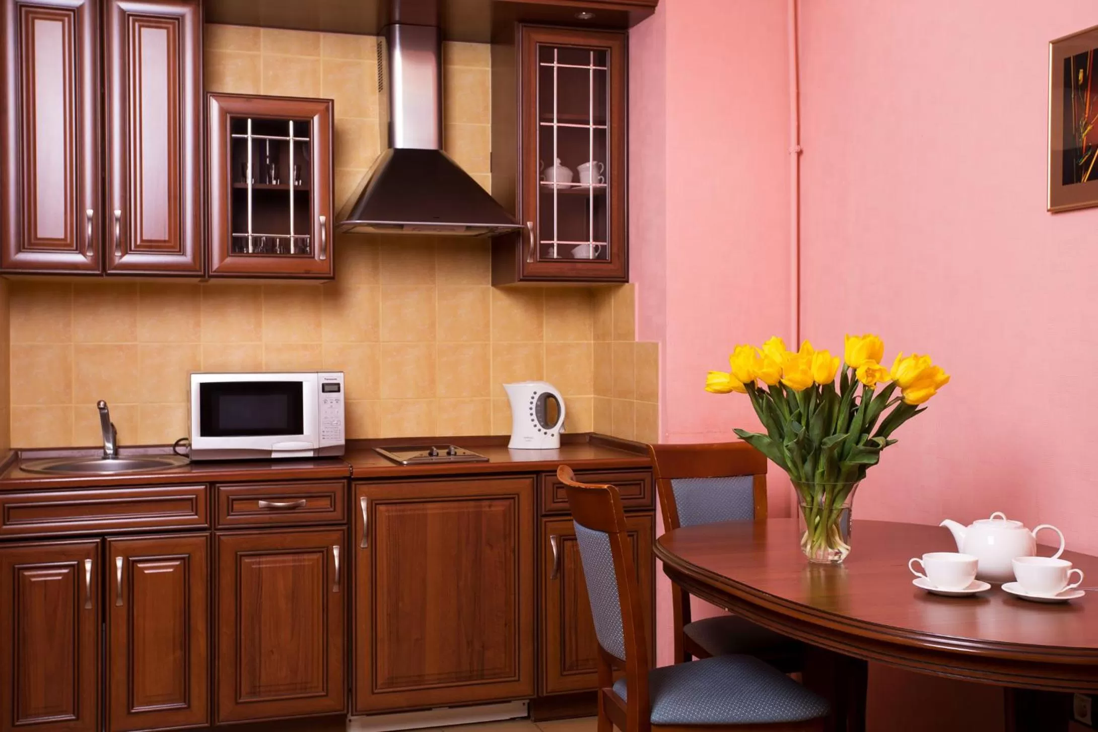 Coffee/tea facilities, Kitchen/Kitchenette in Arcada Apartments