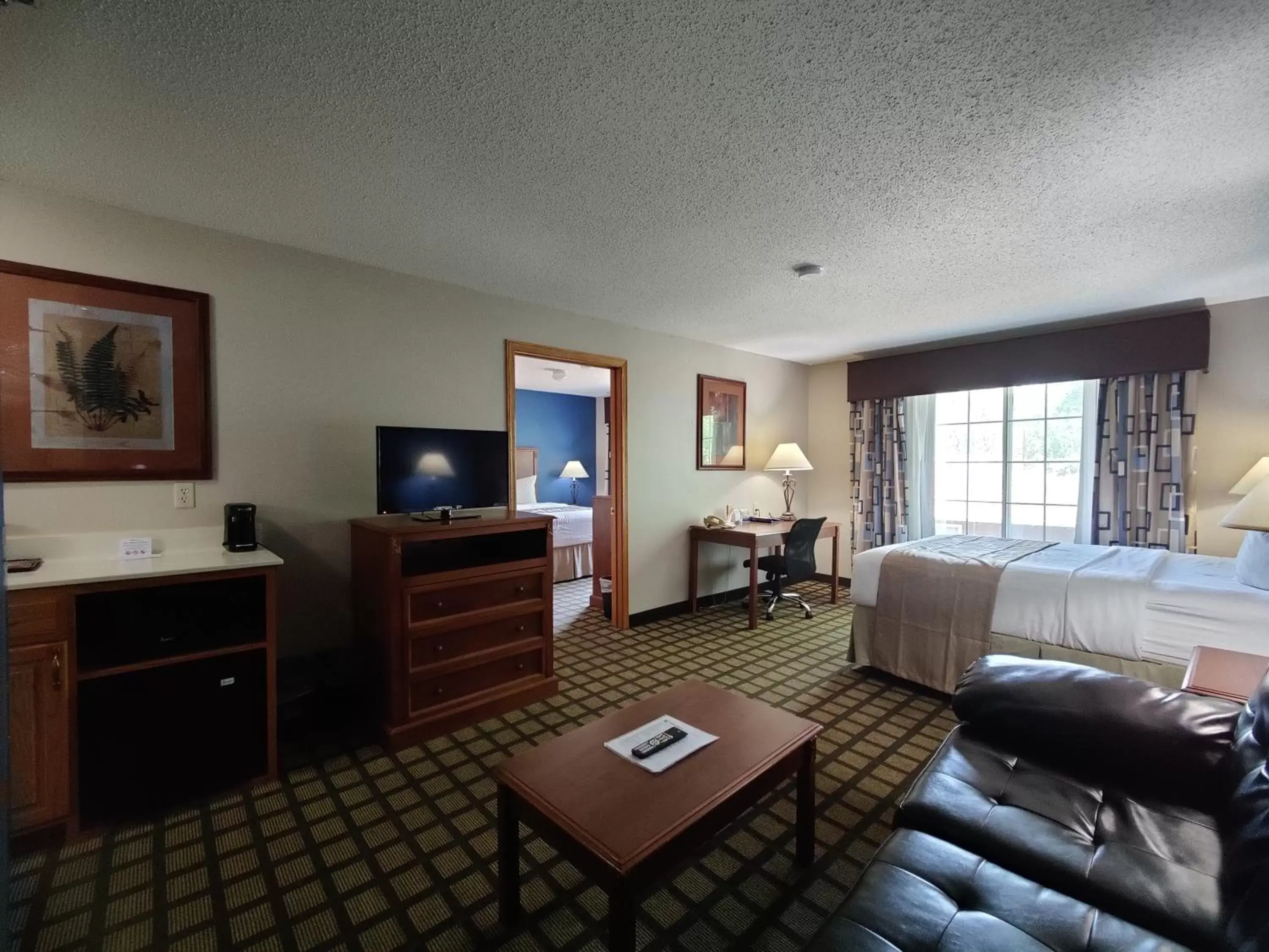 Queen Suite with Two Queen Beds and Sofa - Non-Smoking in Baymont by Wyndham Albany Queen Suite with Two Queen Beds and Sofa - Non-Smoking in Baymont by Wyndham Albany