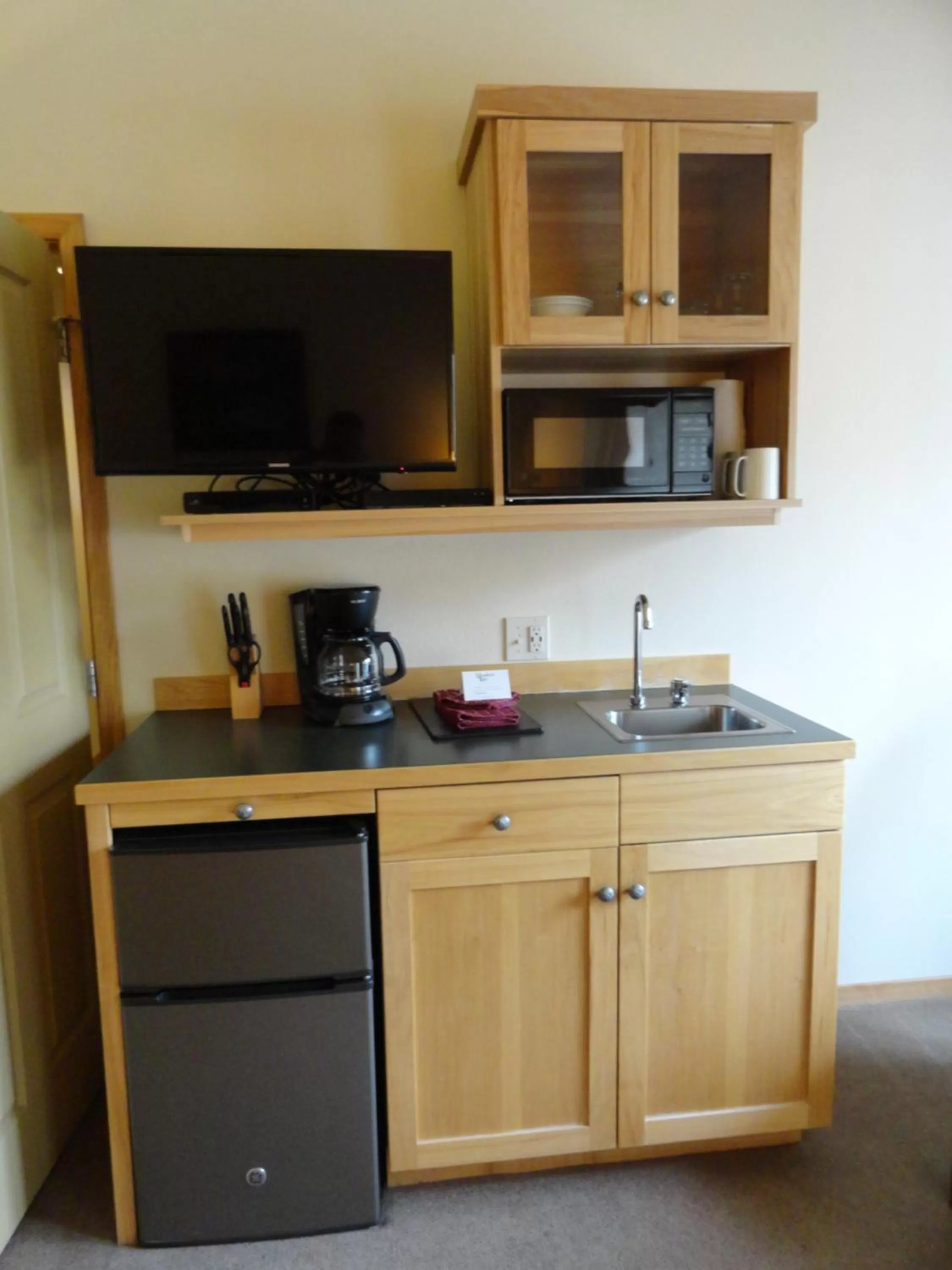 Kitchen or kitchenette in Meadow Lake Resort & Condos