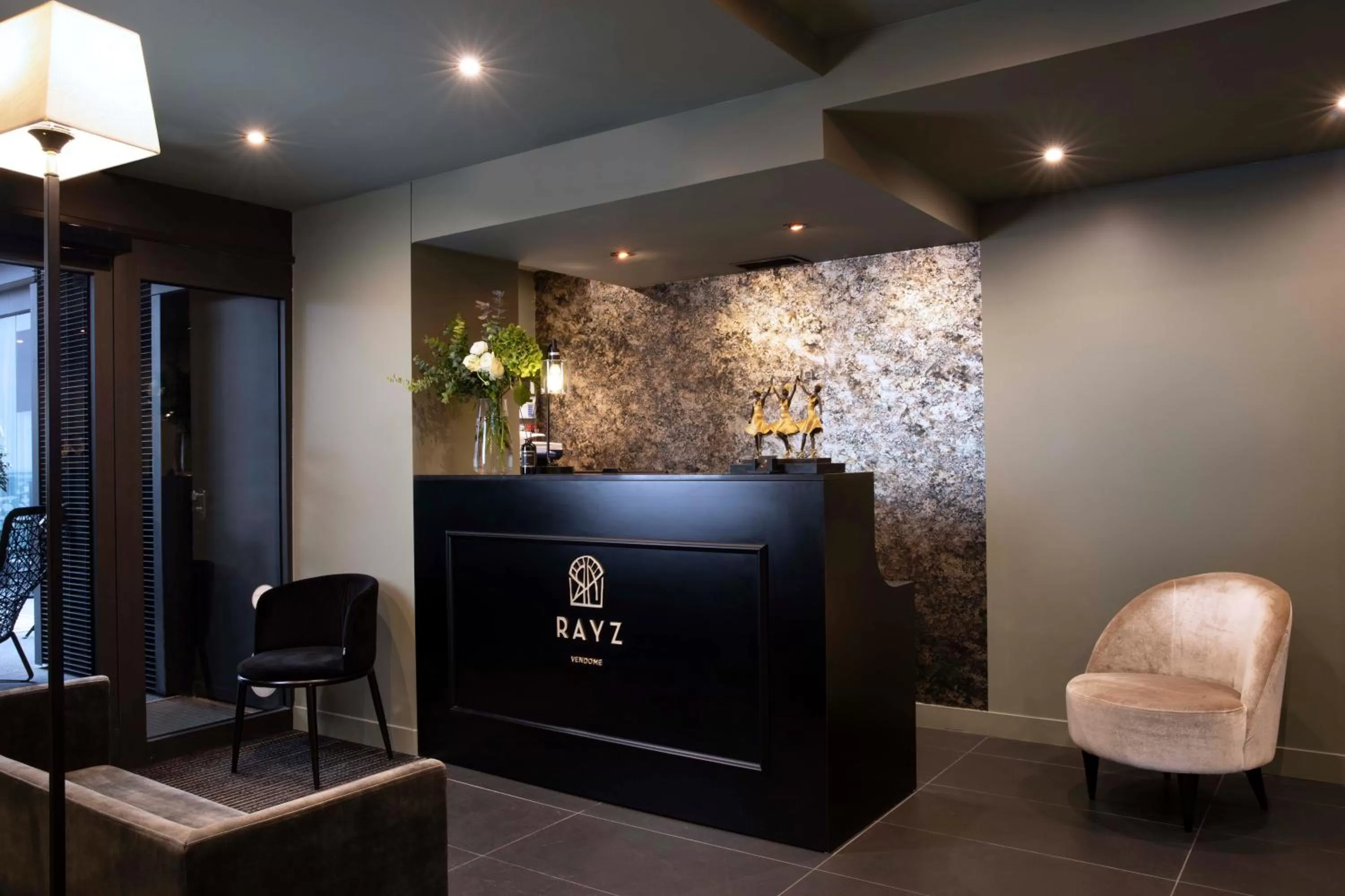 Lobby or reception in Le Rayz Vendome