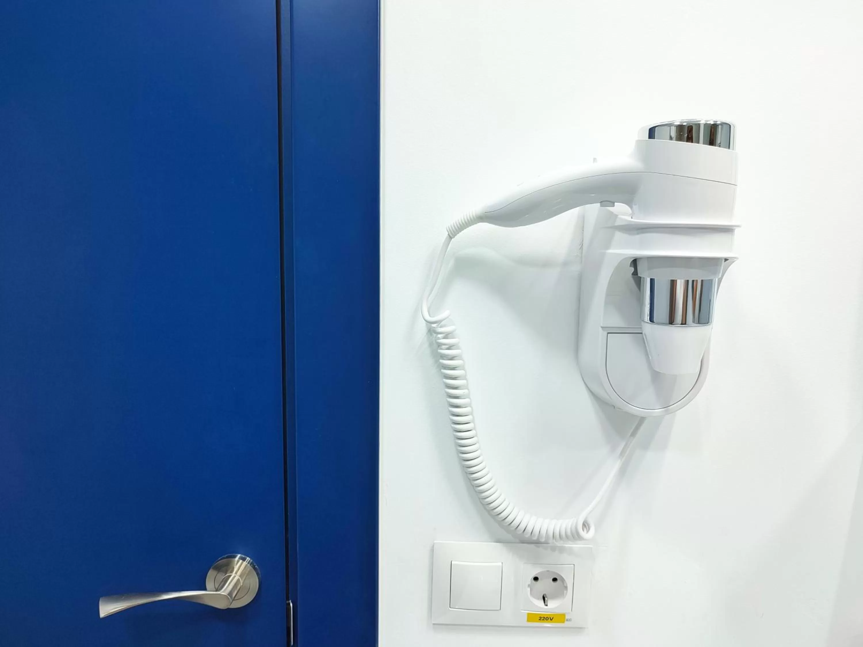 Toilet in Hotel Flats Friends Mar Blau