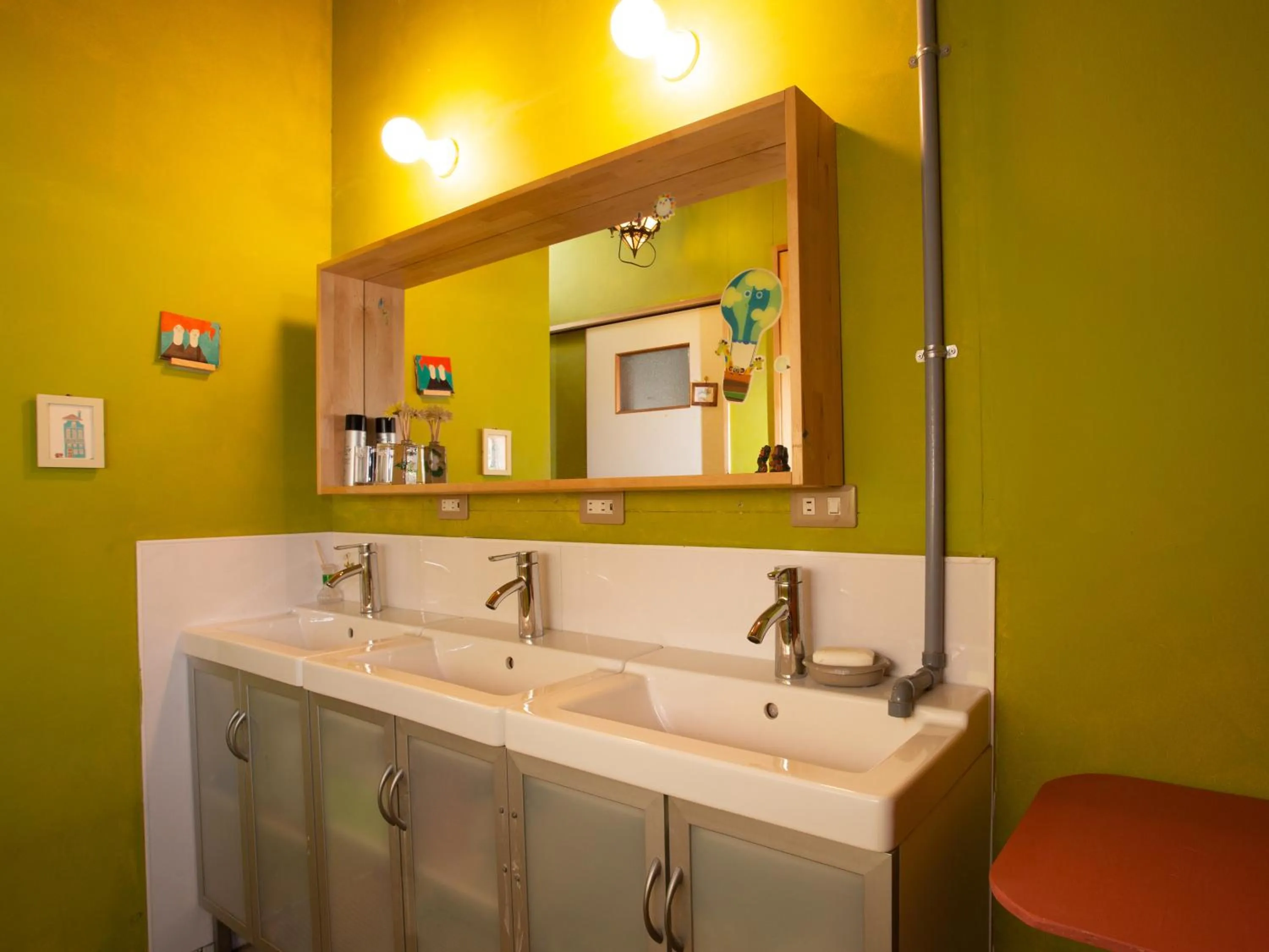 Bathroom in Himeji 588 Guest House