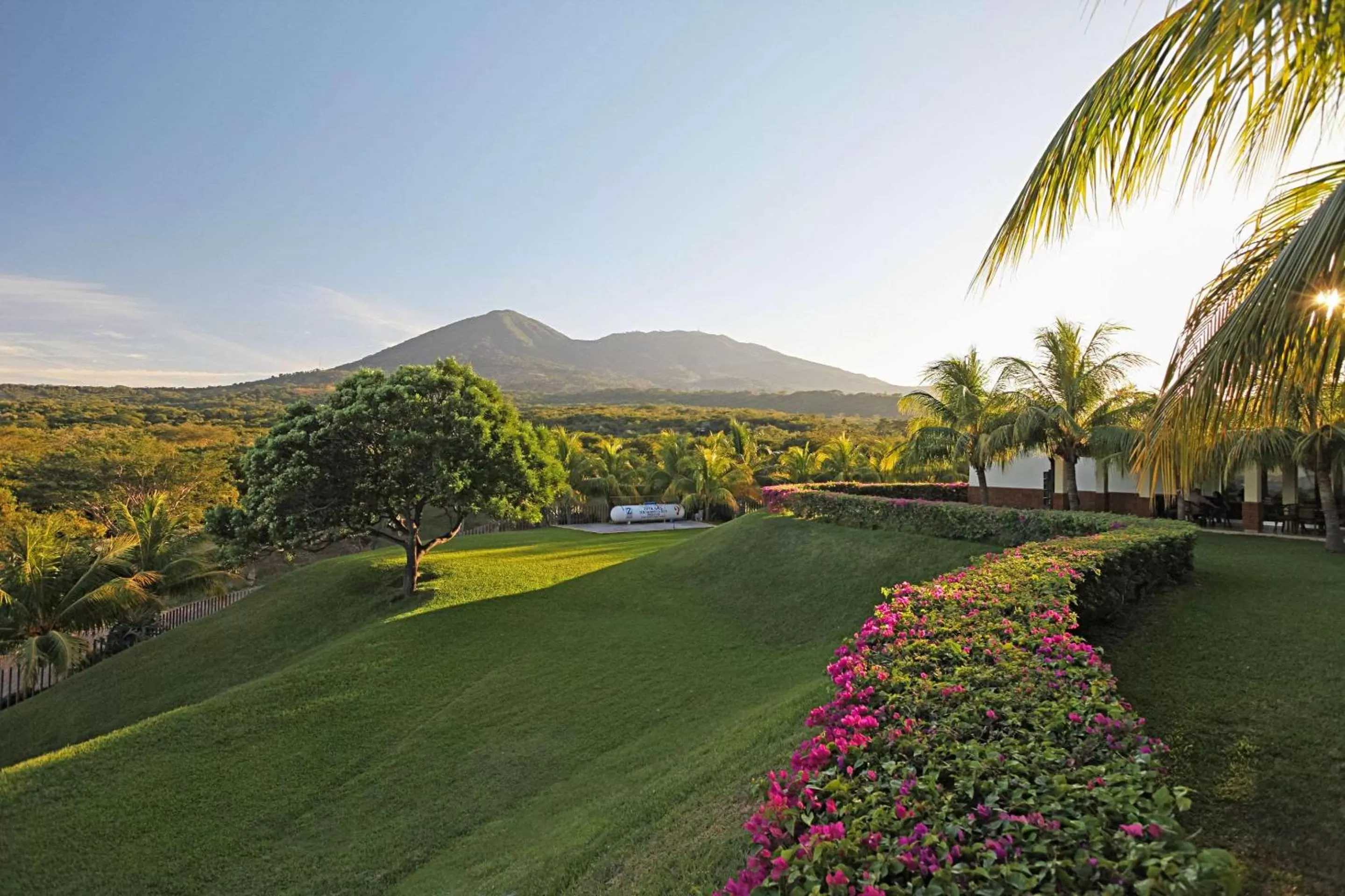 Property building in Comfort Inn Real La Union