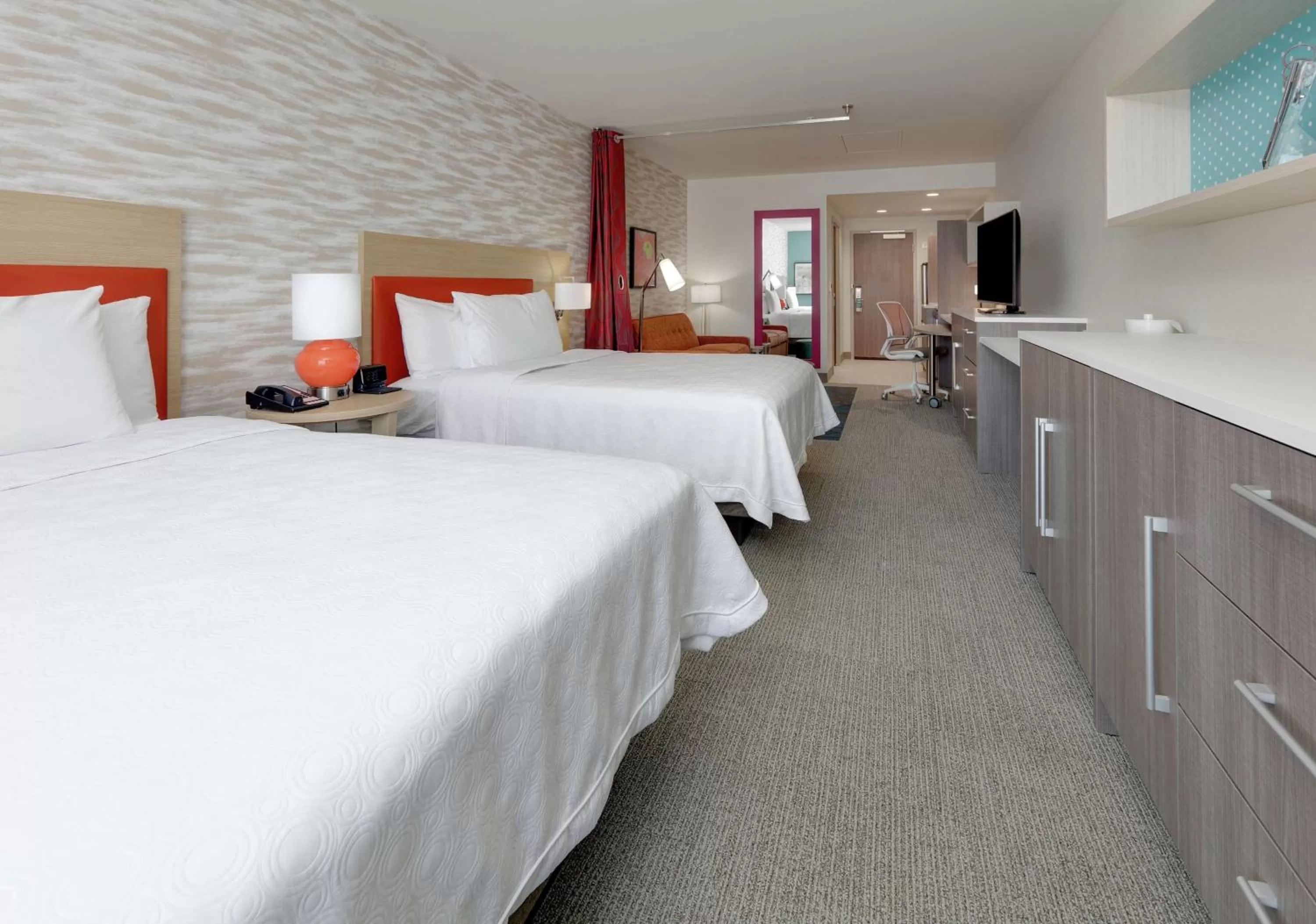 Bed in Home2 Suites By Hilton Yakima Airport