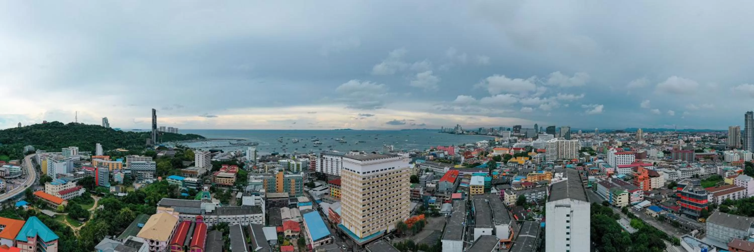 City view in Marine Yensabai Pattaya