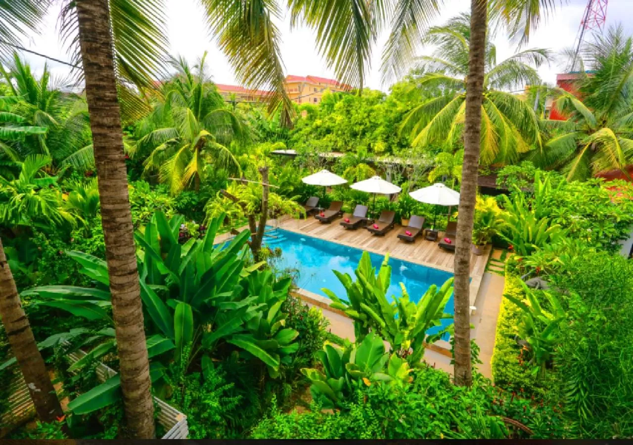 Pool View in Ladear Privilege Rooms